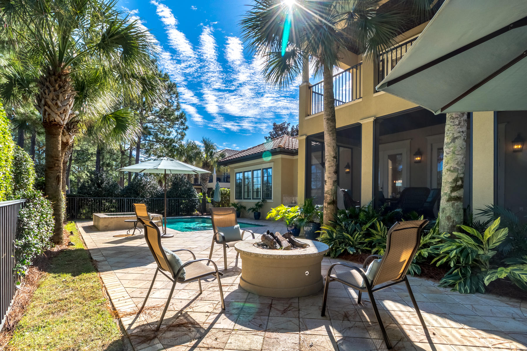 BURNT PINE - Residential