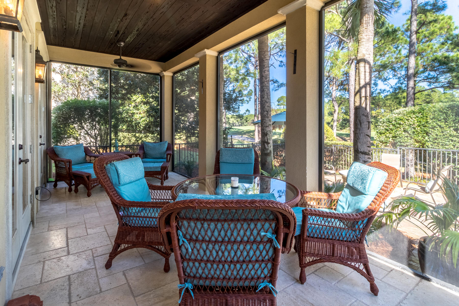 BURNT PINE - Residential