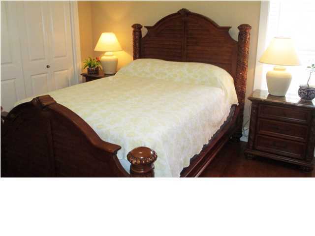 BOTANY BAYOU - Residential