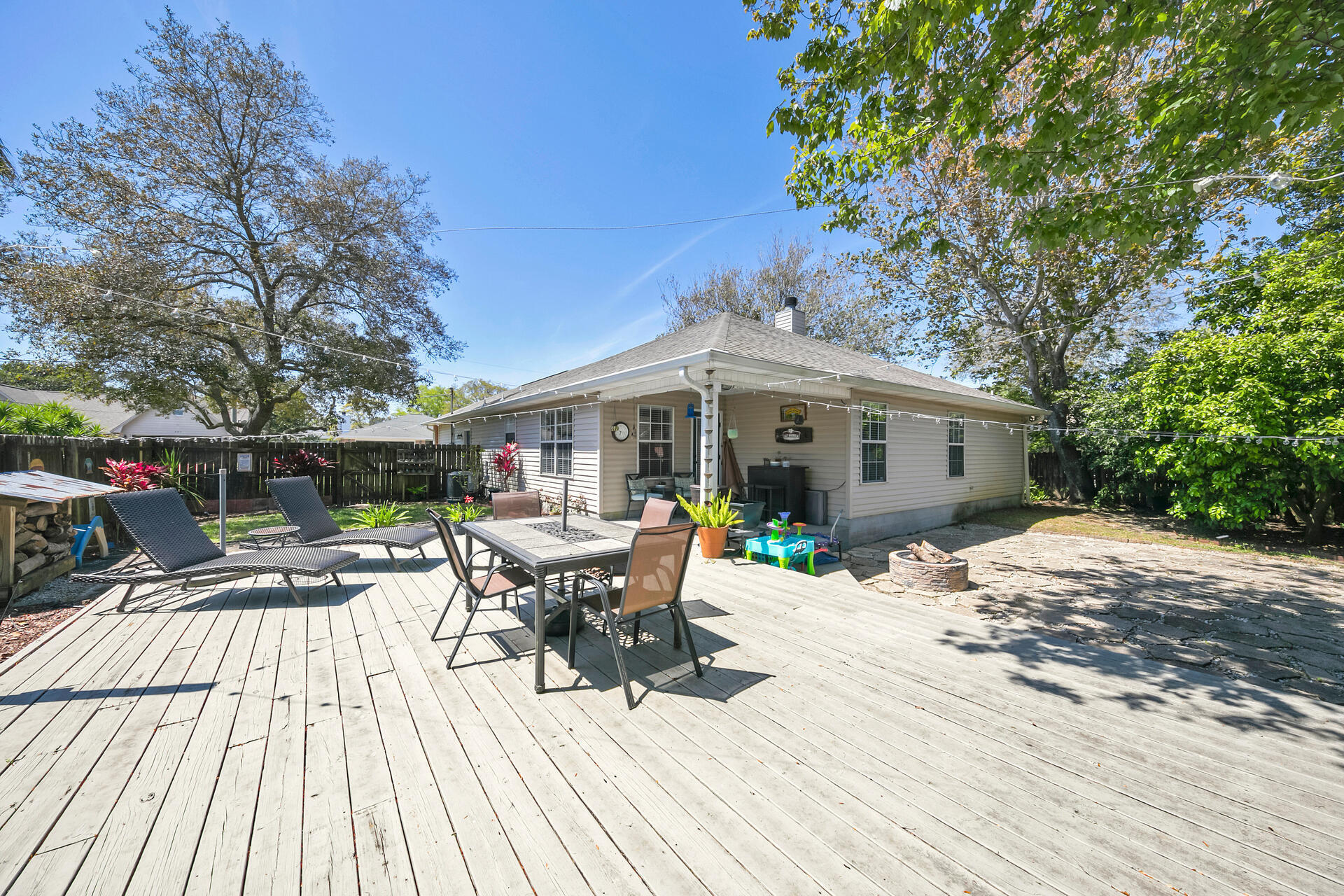 RUSHLIN PARK S/D - Residential