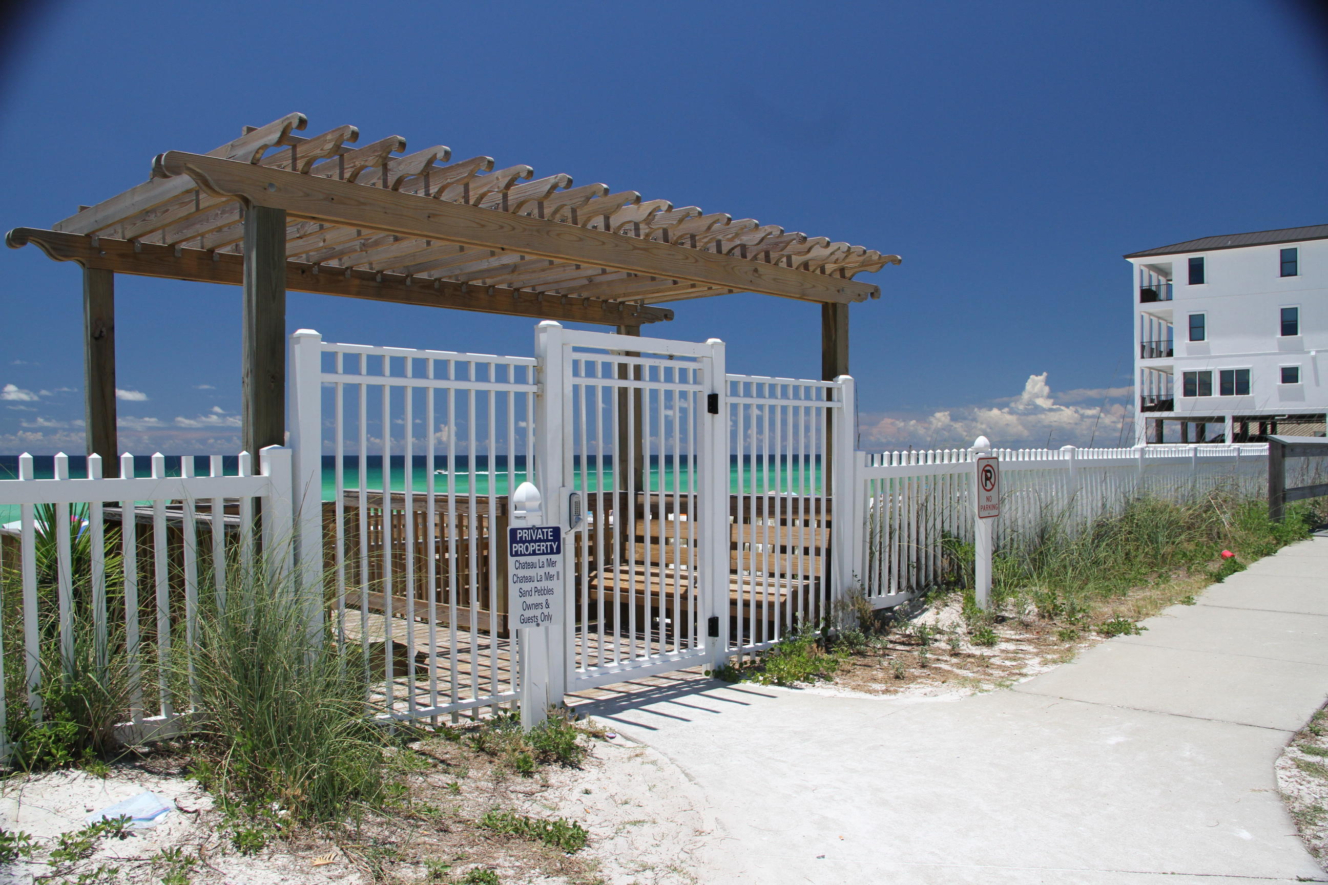 CHATEAU LA MER CONDO - Residential