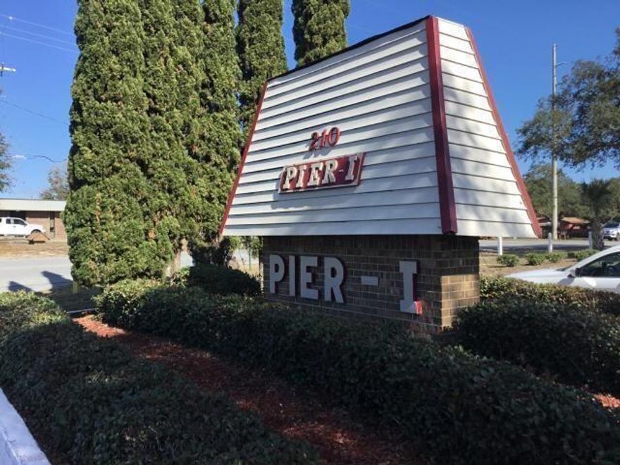 PIER ONE CONDO, 2 BEDROOM, 2 BATH, 1025 SQ FT END UNIT, COMMUNITY DOCK/PIER & POOL, TENNIS COURT. UNIT HAS BEEN ALMOST 100% COMPLETELY REMODELED AND REPLACEMENTS.  ALL NEW WINDOWS, & SLIDER 2021, NEW APPLIANCES 2022, NEW HVAC 2020, NEW WASHER & DRYER 2022, KITCHEN REMODELED 2021 (GRANITE COUNTERTOP), BOTH BATHROOMS 2021. SALE COMES WITH ALL FURNITURE AND TV. PLUS OUTSIDE THE PATIO SET, WOODEN STORAGE CHEST WITH BLOWER AND SHOP VAC. BATHROOMS AND KITCHEN NEW PLUMBING 2020. BOAT SLIPS AVAILABLE ON A FIRST COME BASES AND BOAT STORAGE PARKING OFFERED. PIER ONE COMMUNITY IS CENTRALLY LOCATED IN FORT WALTON BEACH TO BOTH, HURBURT AF BASE AND EGLIN AF BASE. PIER ONE IS LOCATED ON THE CINCO BAYOU WATERS. BUYERS TO VERIFY ALL MEASUREMENTS. UNIT BEING SOLD AS-IS.