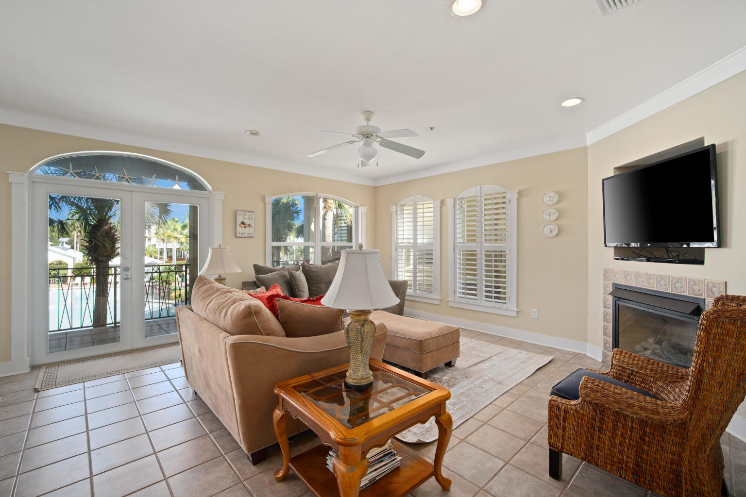 VILLAS AT SEACREST BEACH - Residential