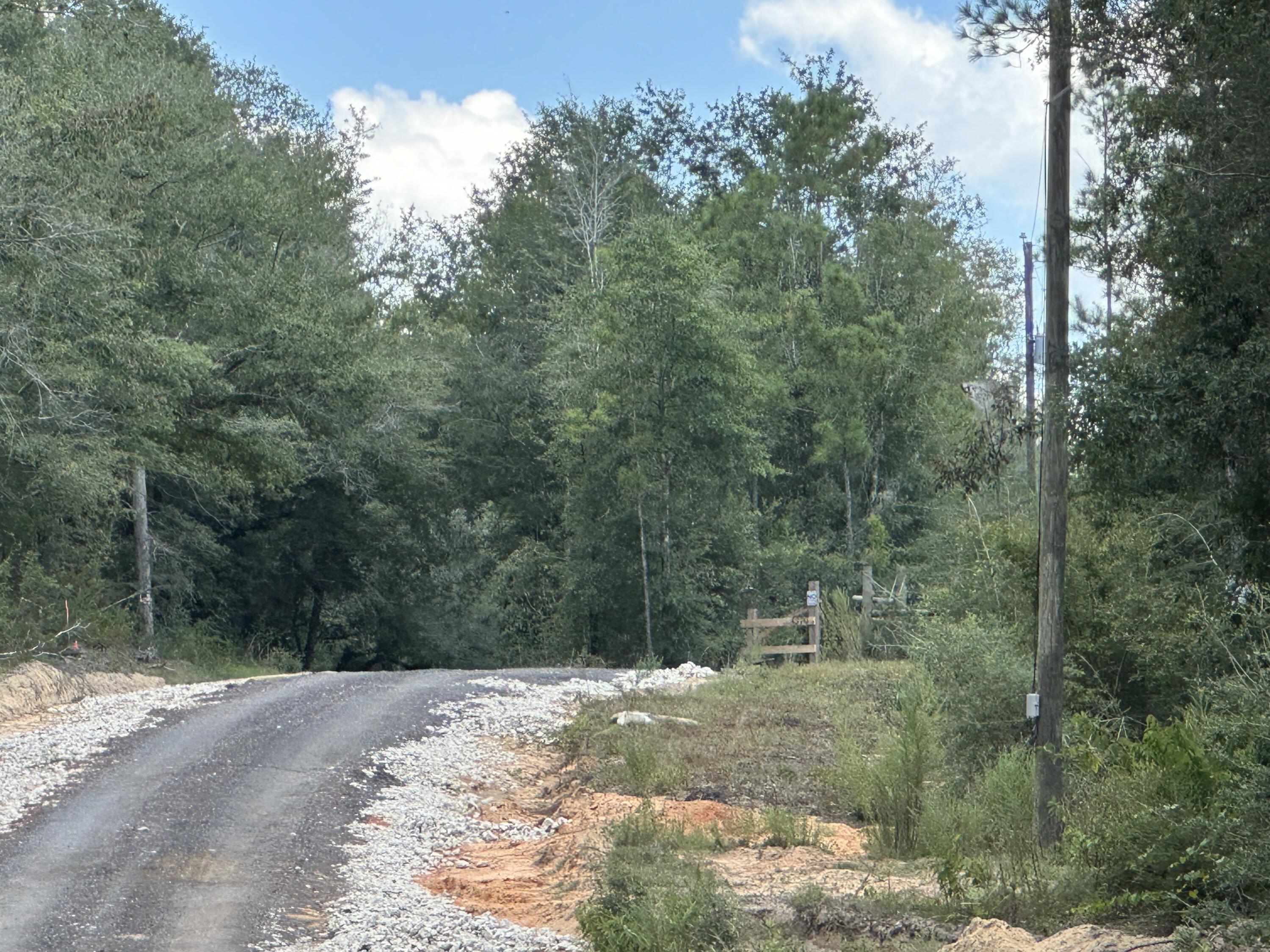 METES & BOUNDS - Land