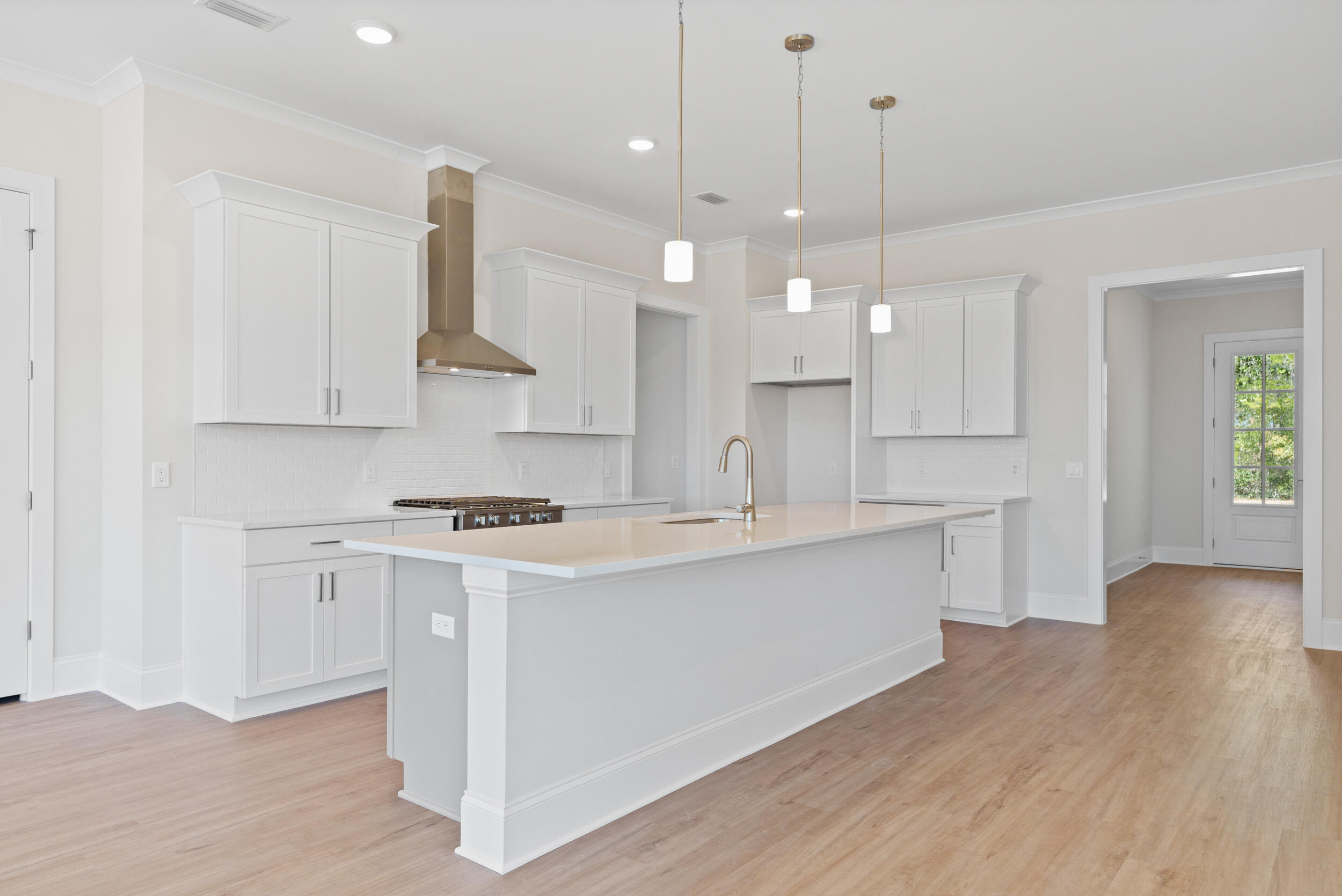 MAGNOLIA BAY - Residential