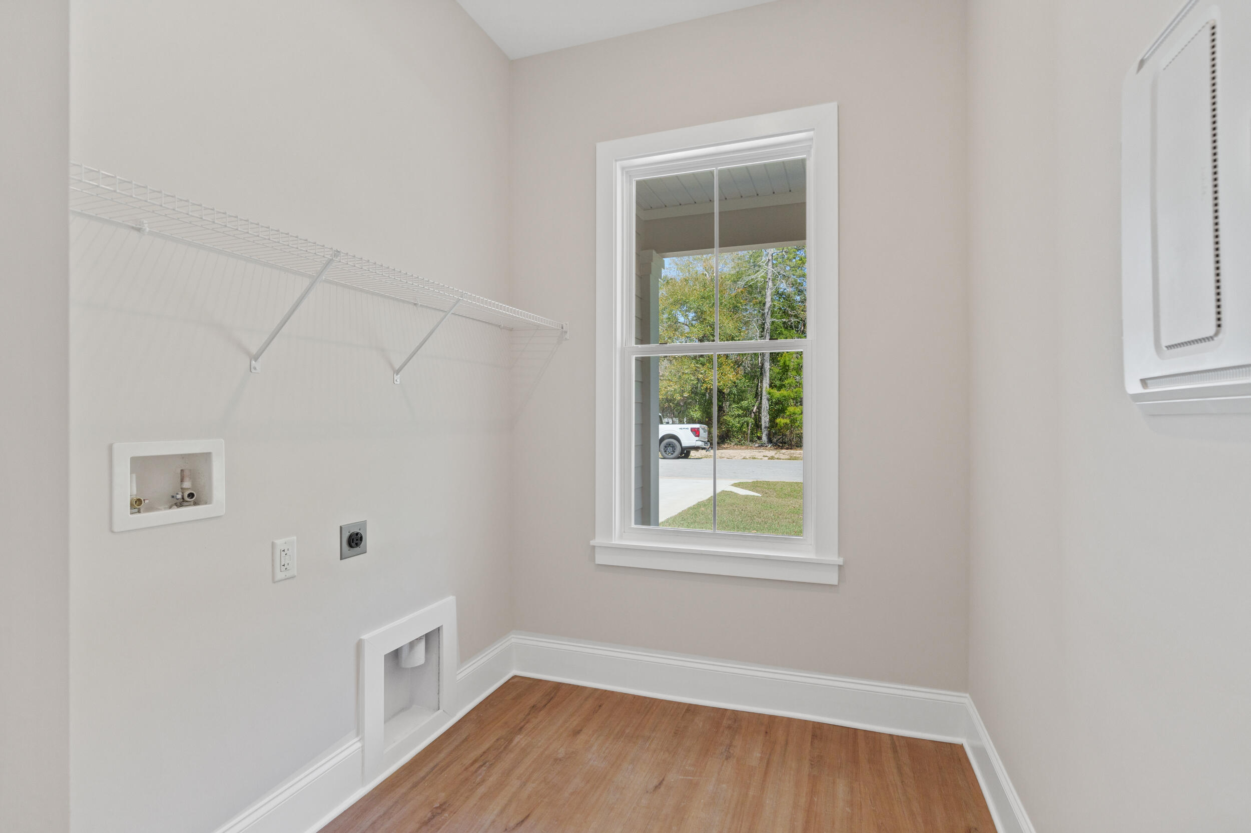MAGNOLIA BAY - Residential