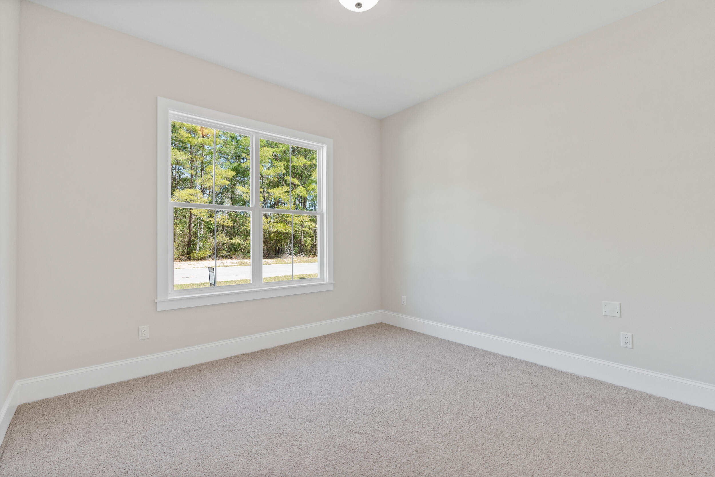 MAGNOLIA BAY - Residential