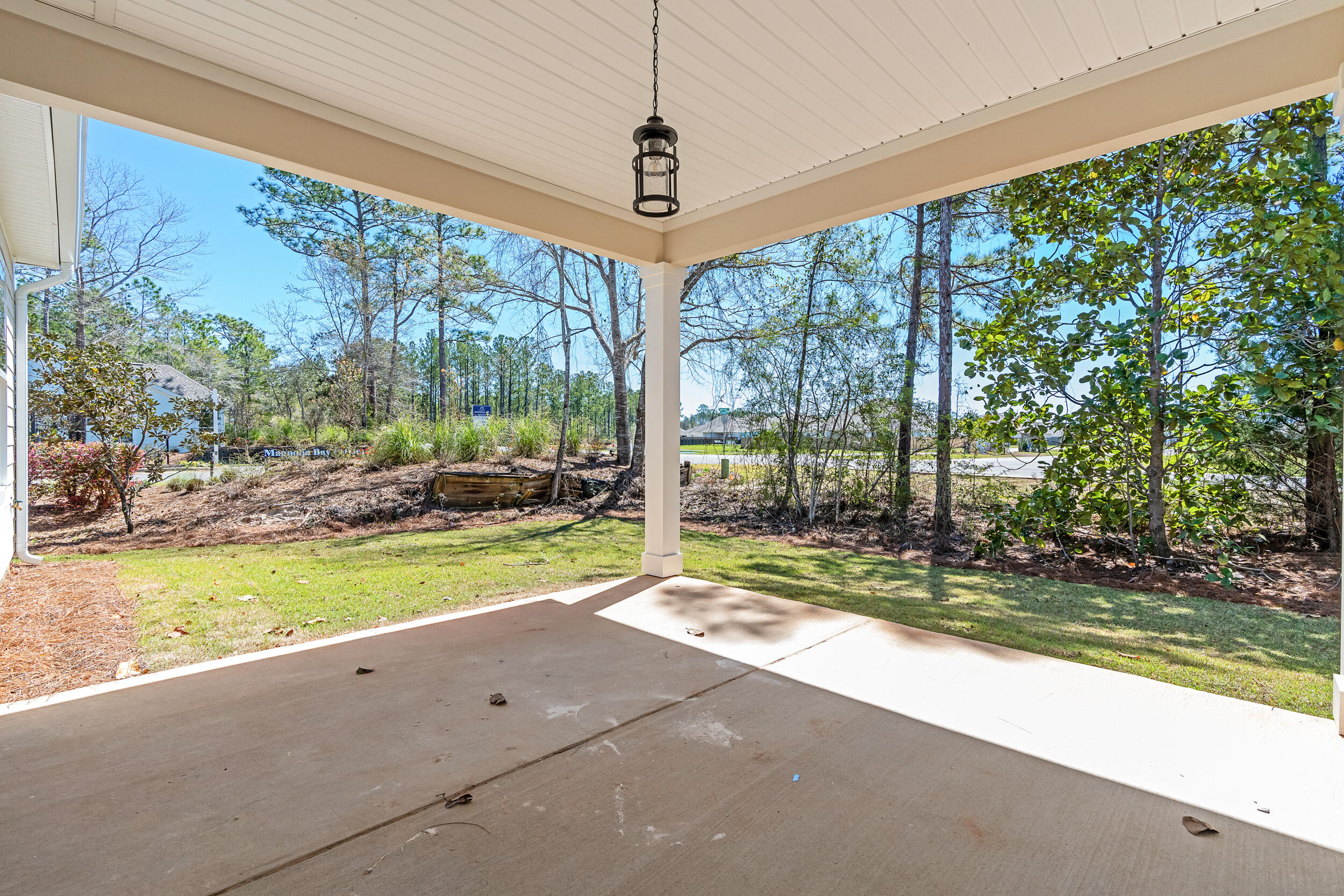 MAGNOLIA BAY - Residential