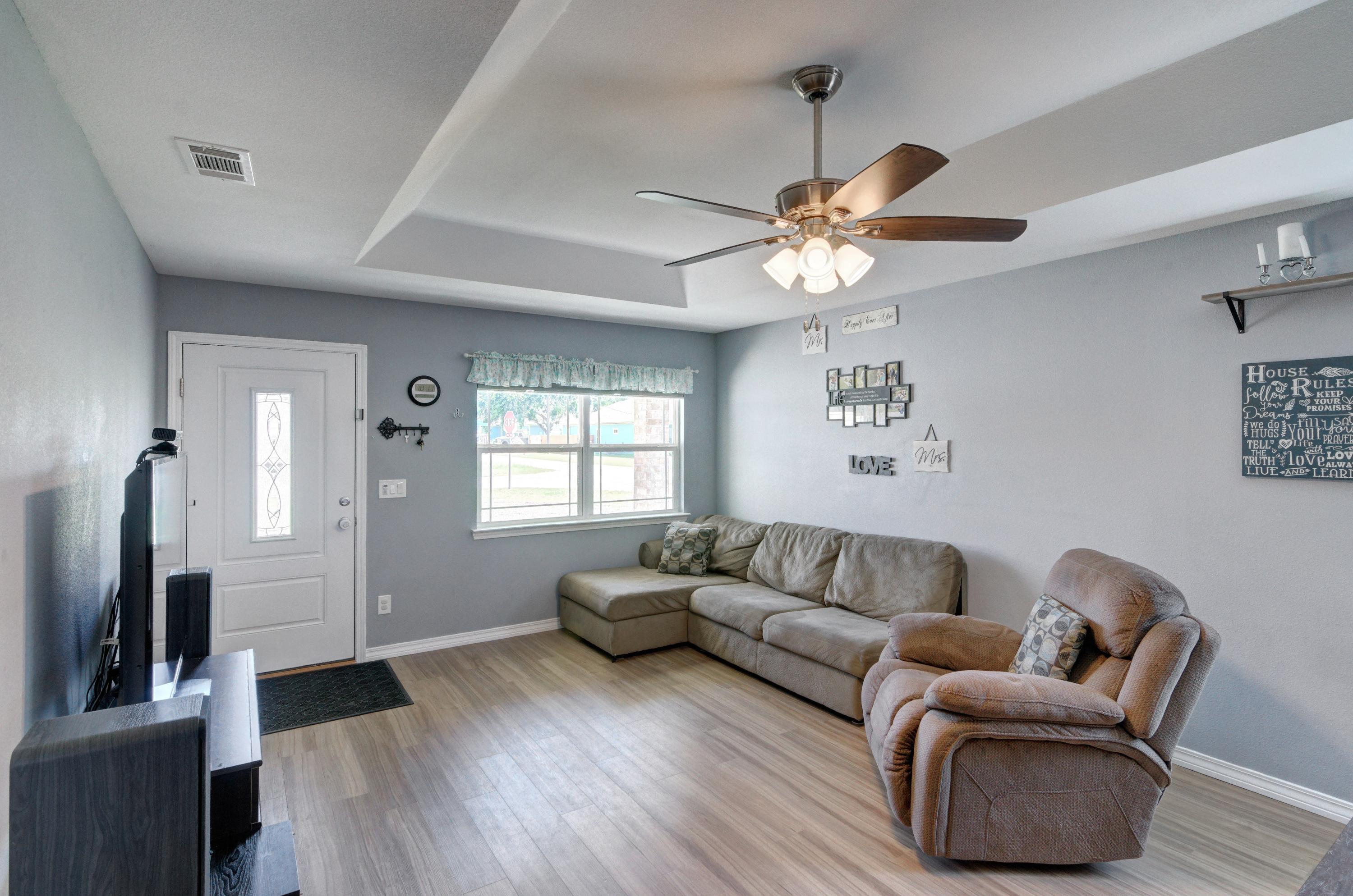 NAVARRE S/D 1ST ADDN - Residential