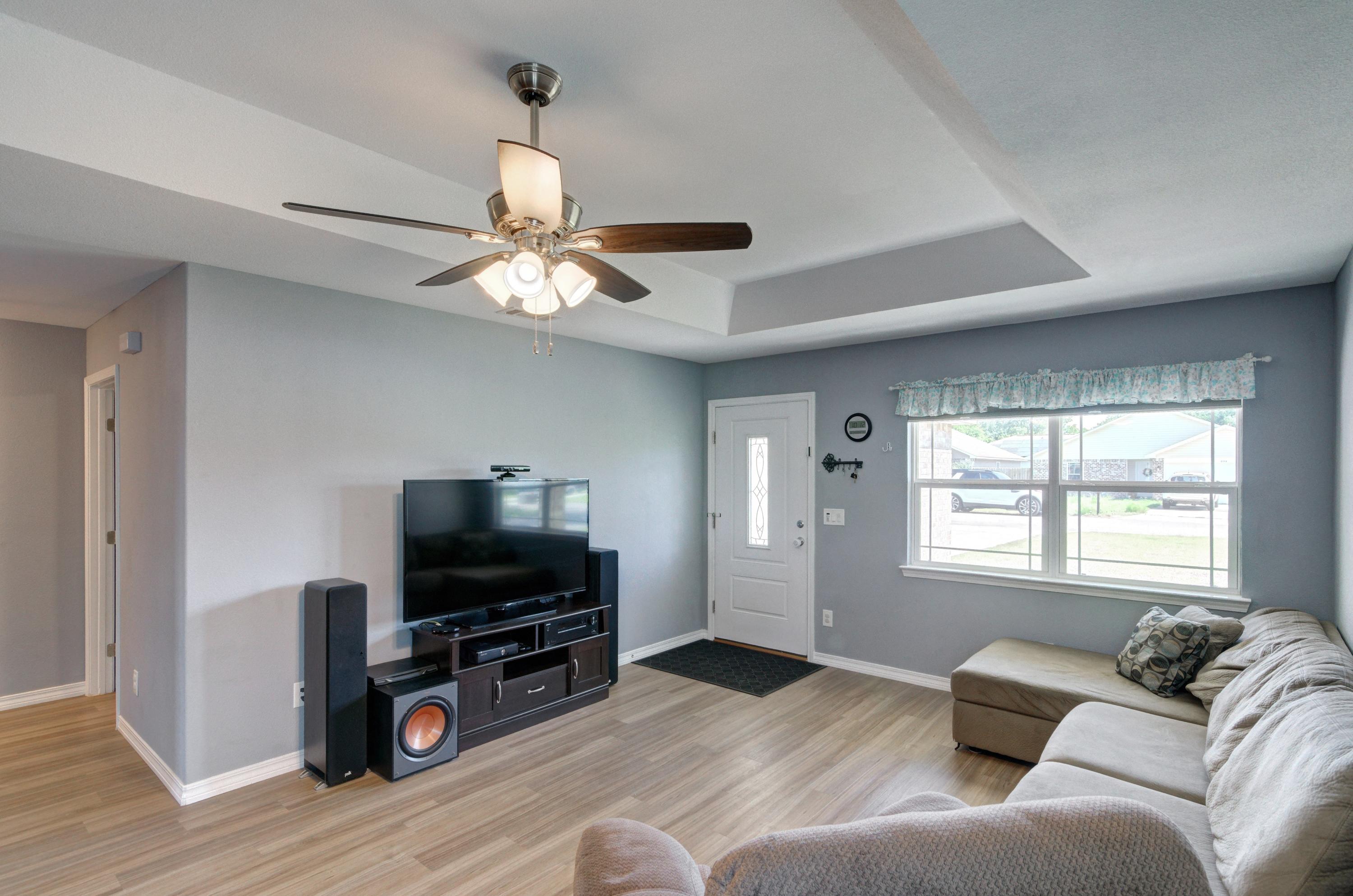 NAVARRE S/D 1ST ADDN - Residential