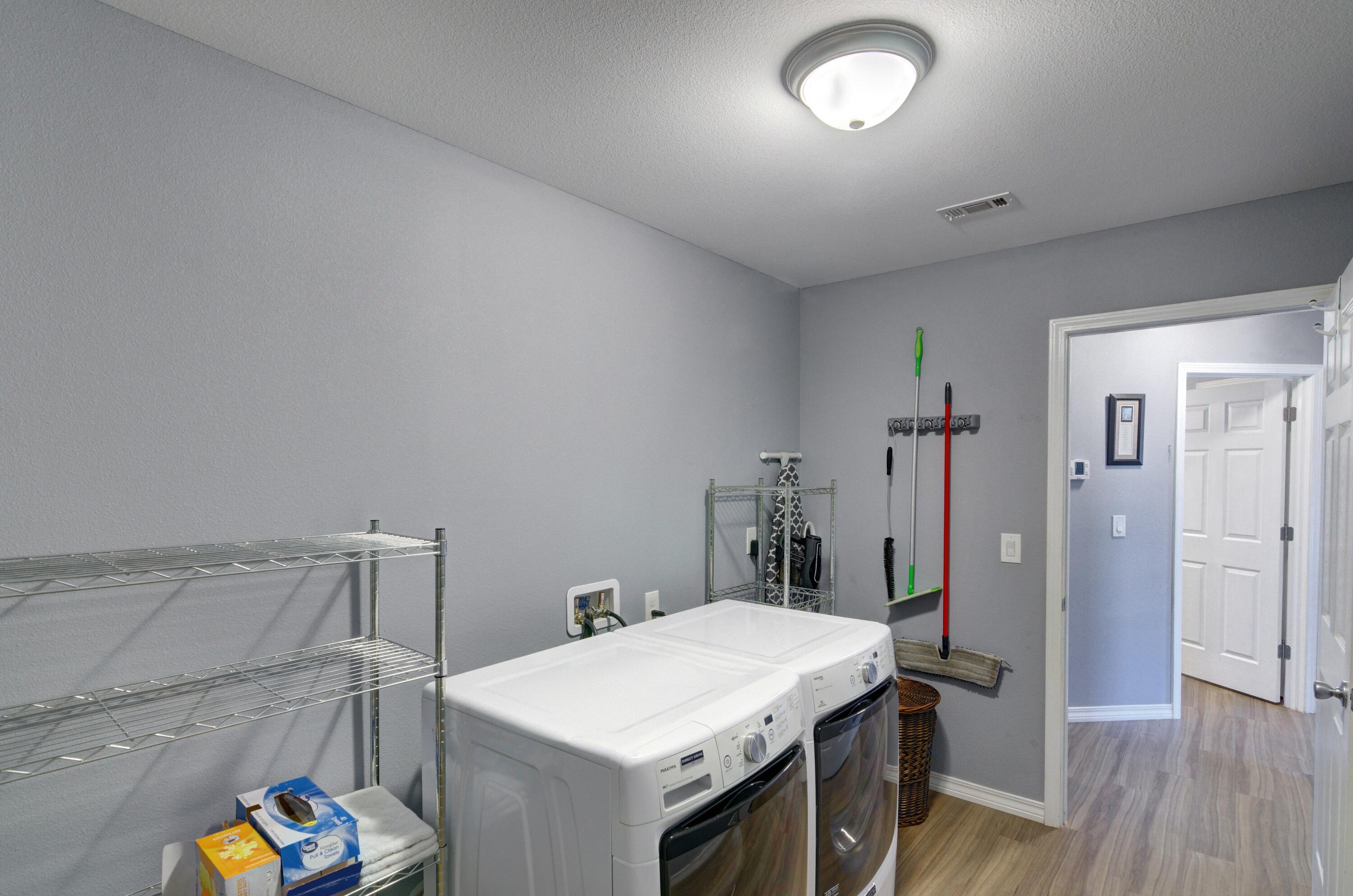 NAVARRE S/D 1ST ADDN - Residential