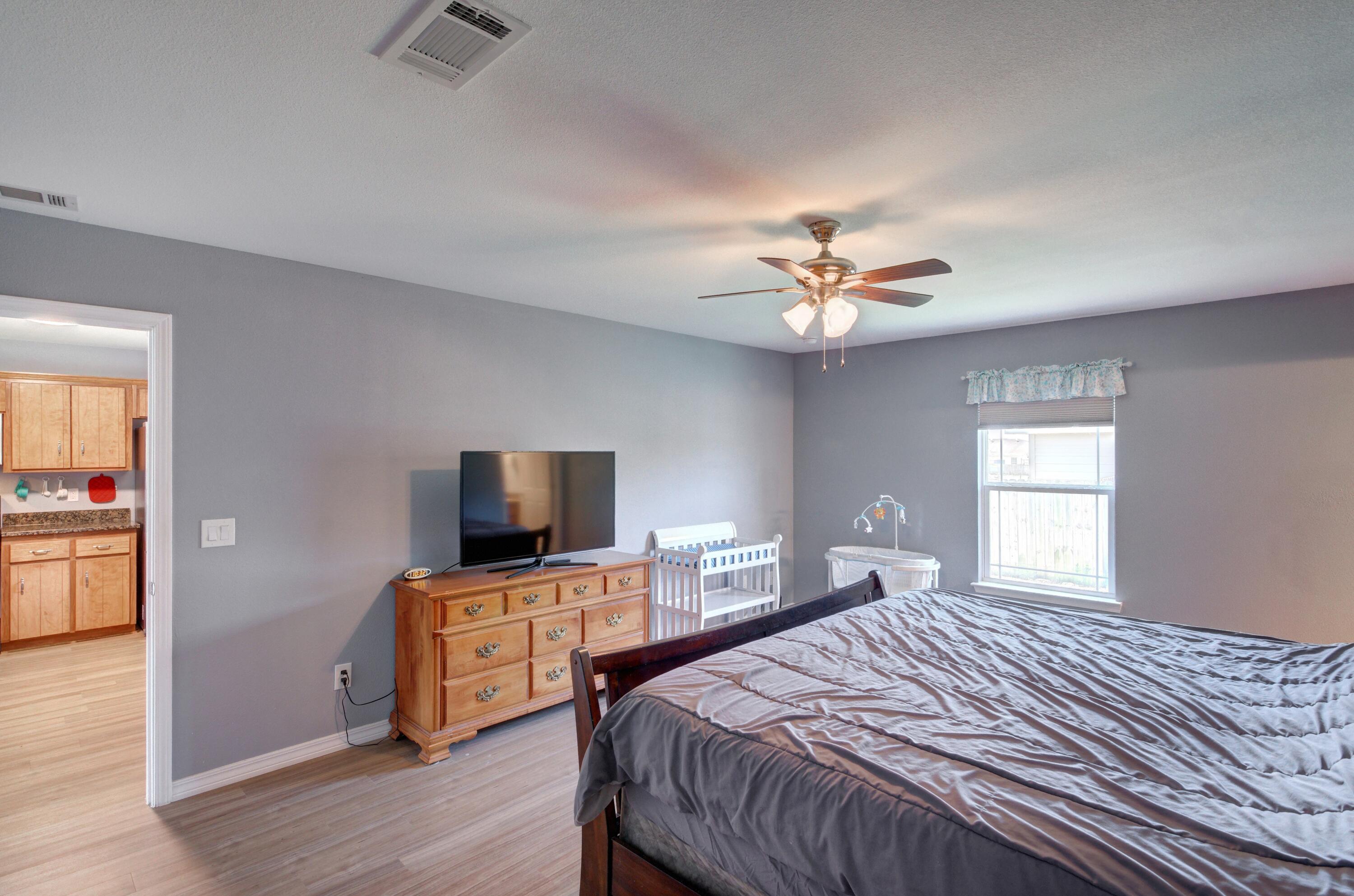 NAVARRE S/D 1ST ADDN - Residential