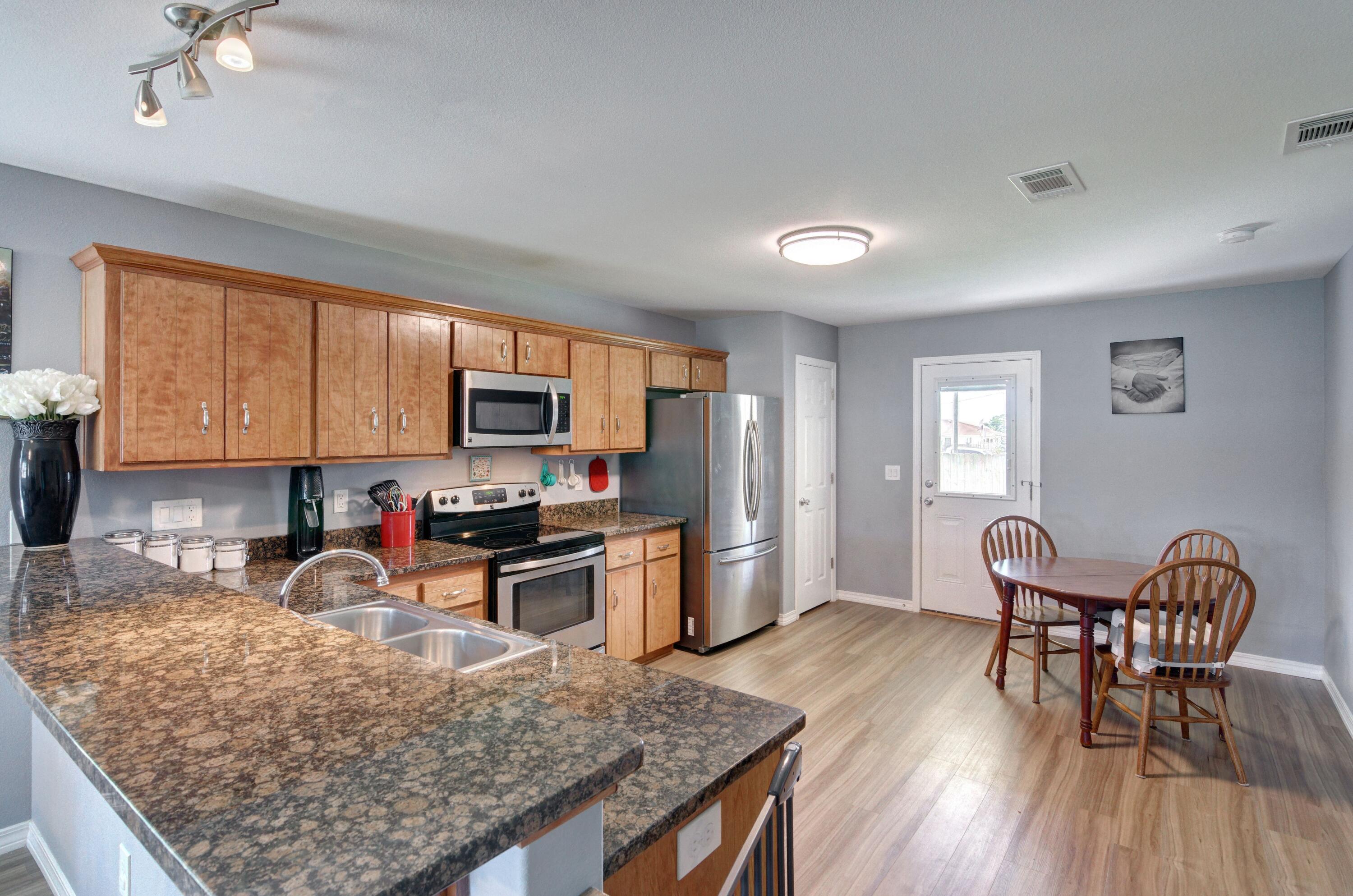 NAVARRE S/D 1ST ADDN - Residential