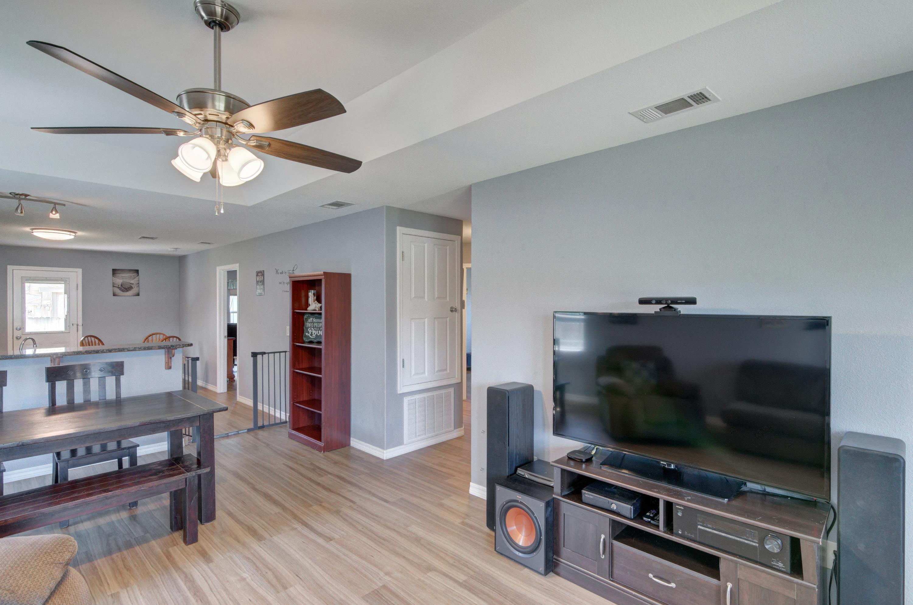 NAVARRE S/D 1ST ADDN - Residential