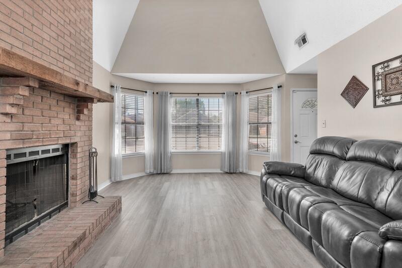 OAKWOOD T/H - Residential