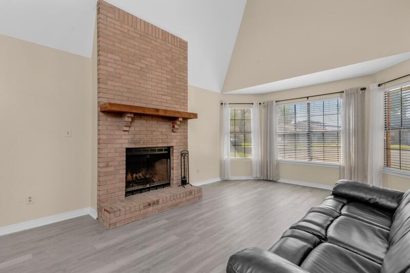 OAKWOOD T/H - Residential