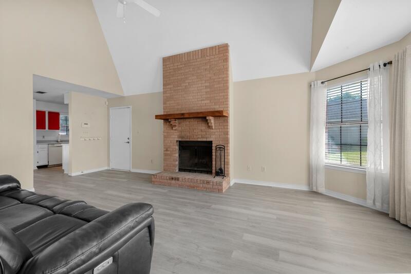 OAKWOOD T/H - Residential