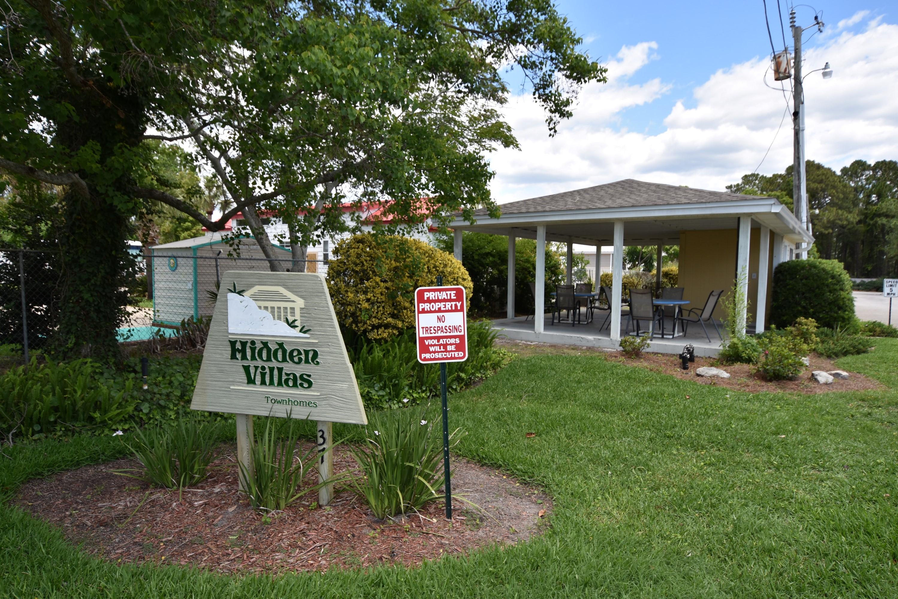 HIDDEN VILLAS T/H - Residential