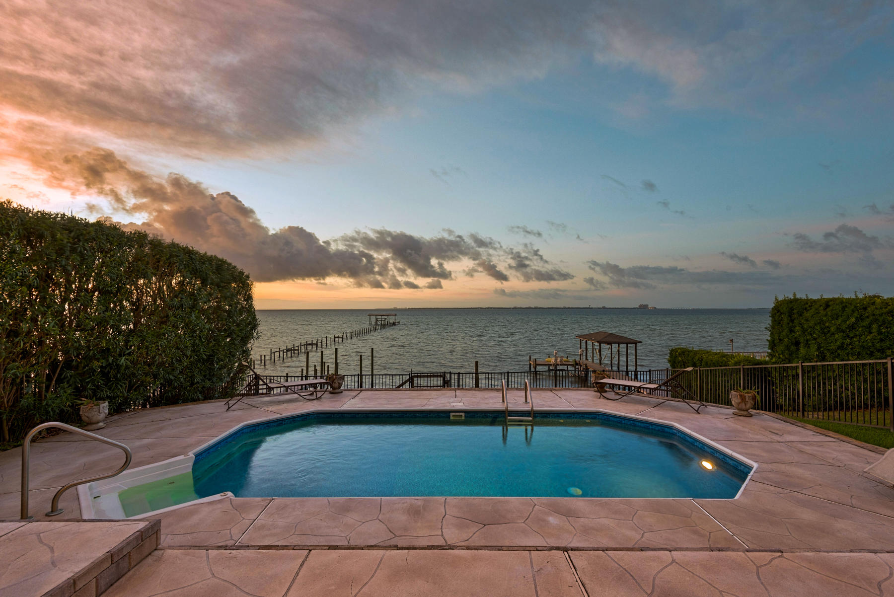CARMEL AT SHALIMAR POINTE - Residential