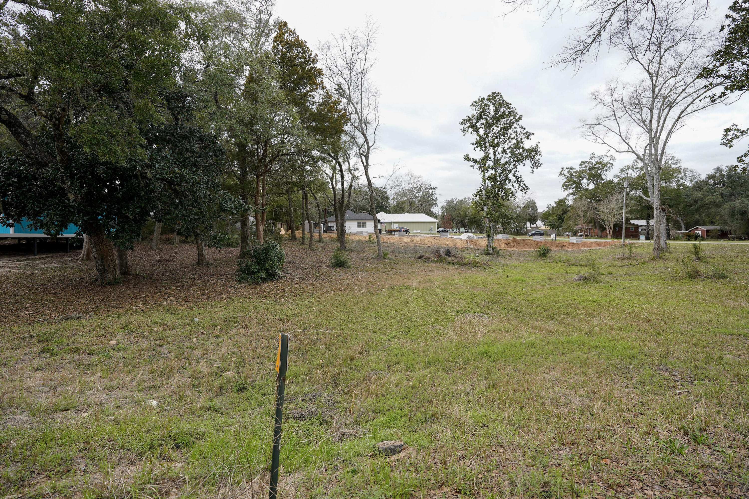 Chickasaw - Land