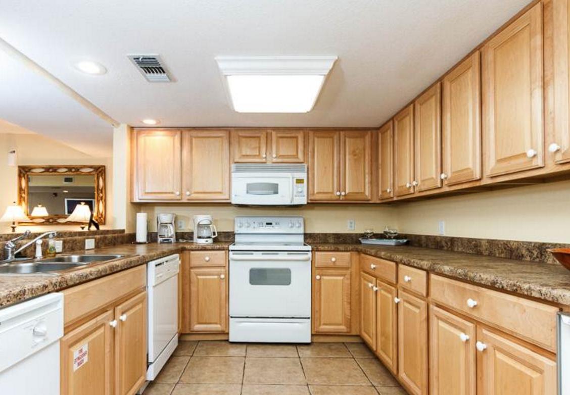 ISLAND ECHO CONDO - Residential