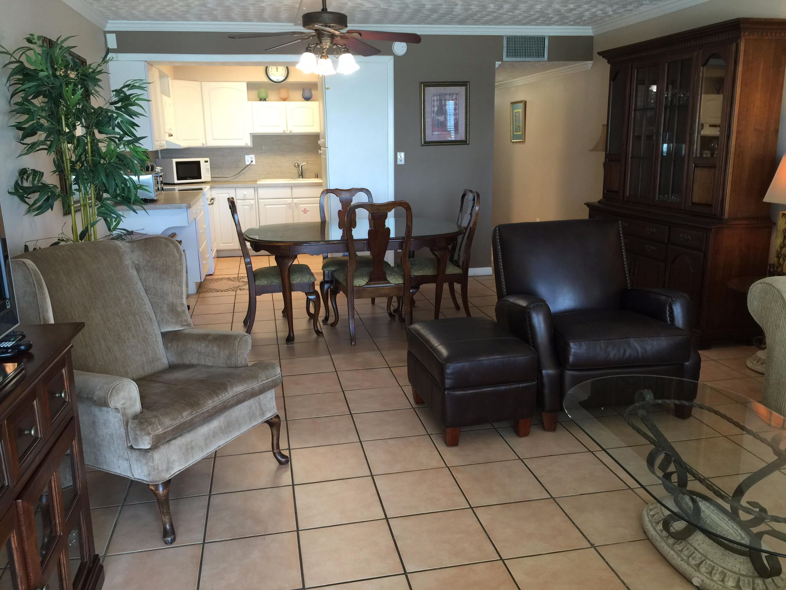 ISLAND ECHO CONDO - Residential