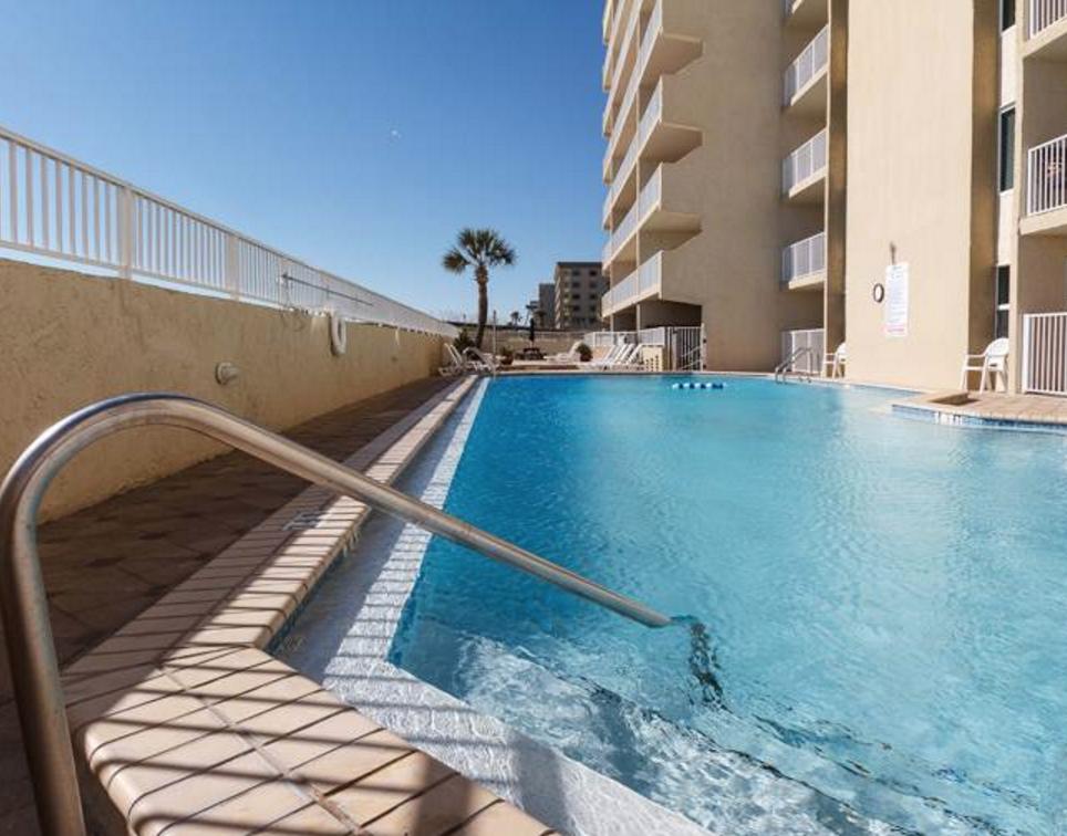 ISLAND ECHO CONDO - Residential