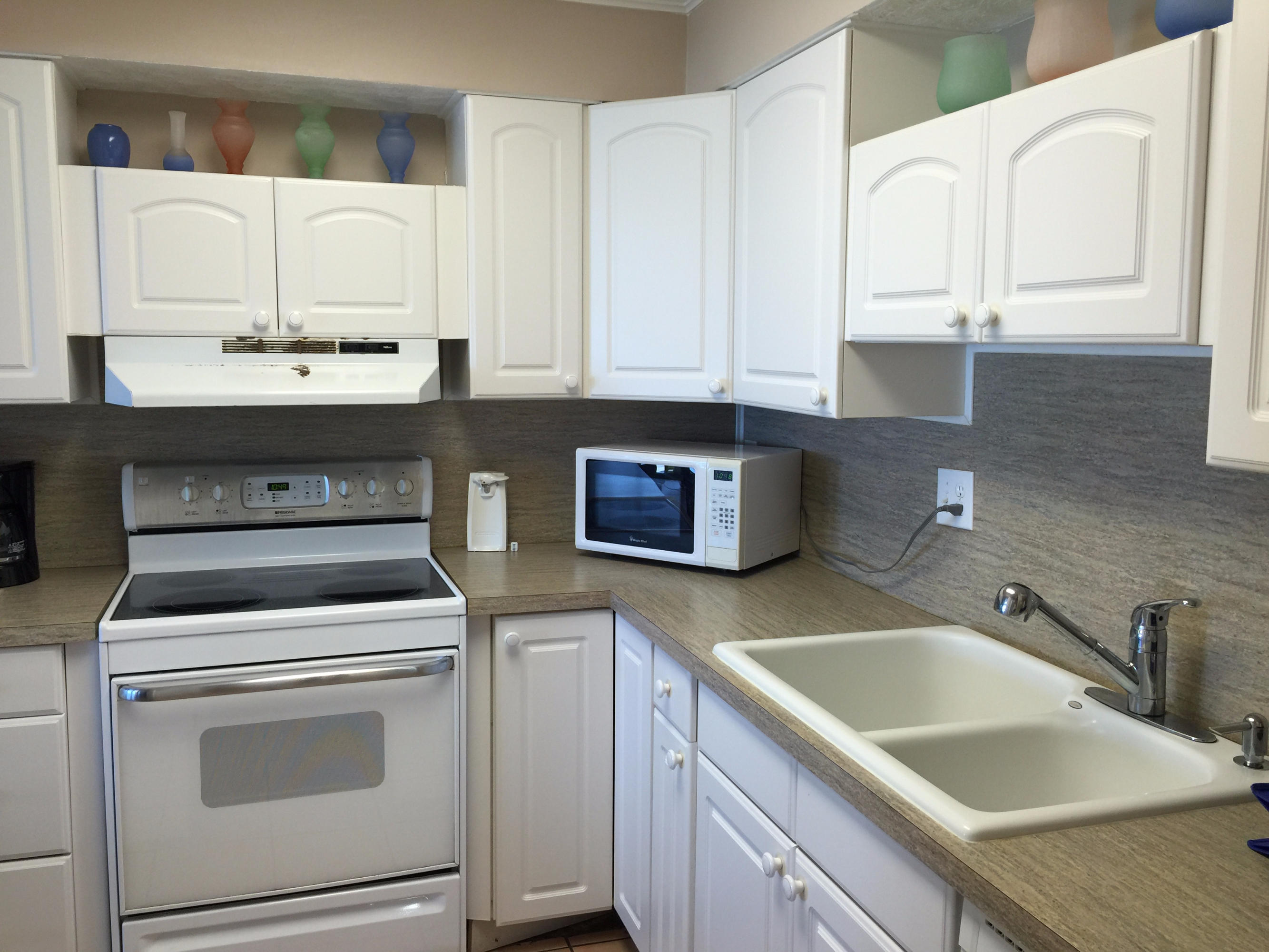 ISLAND ECHO CONDO - Residential