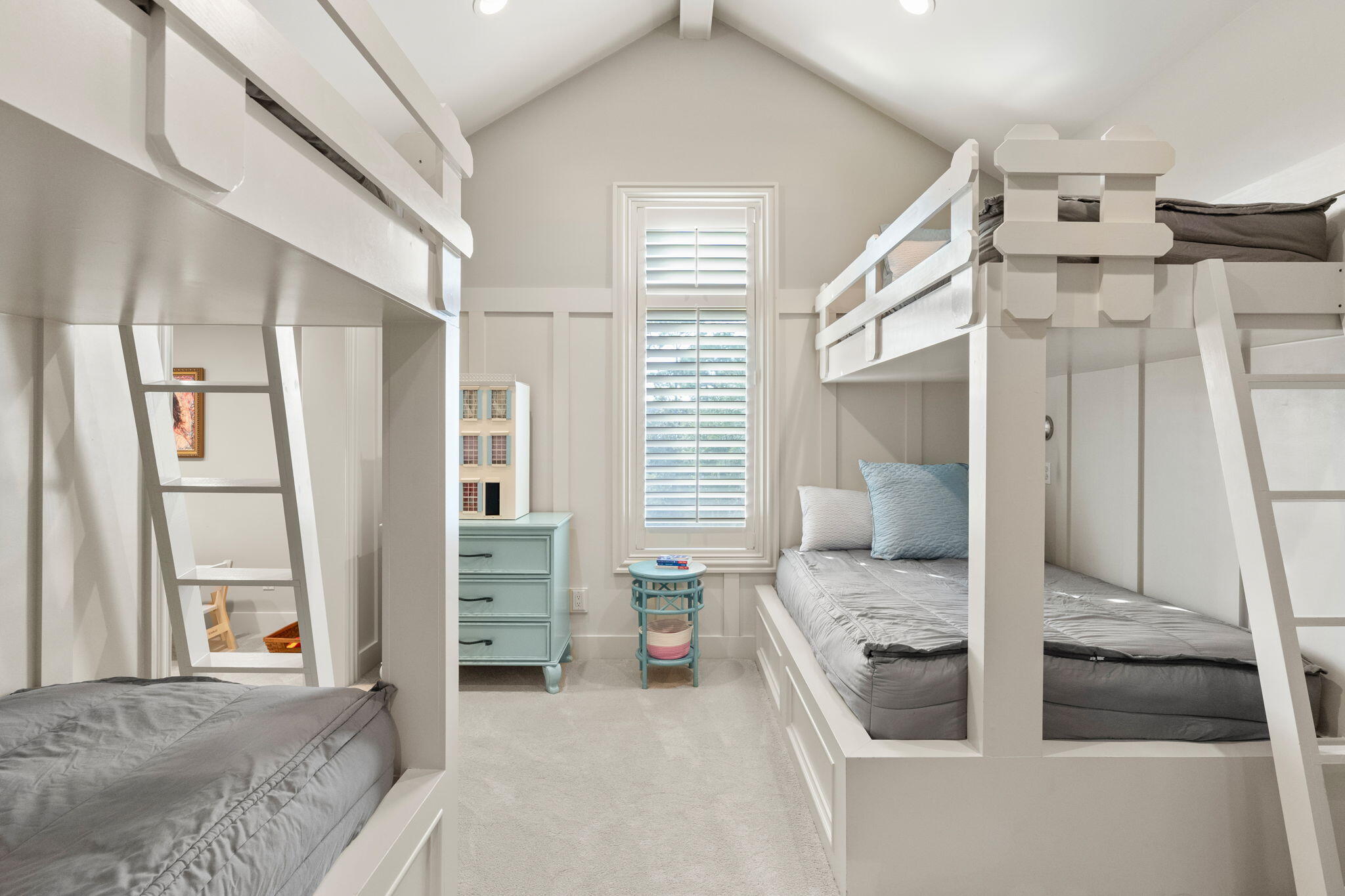 BURNT PINE - Residential