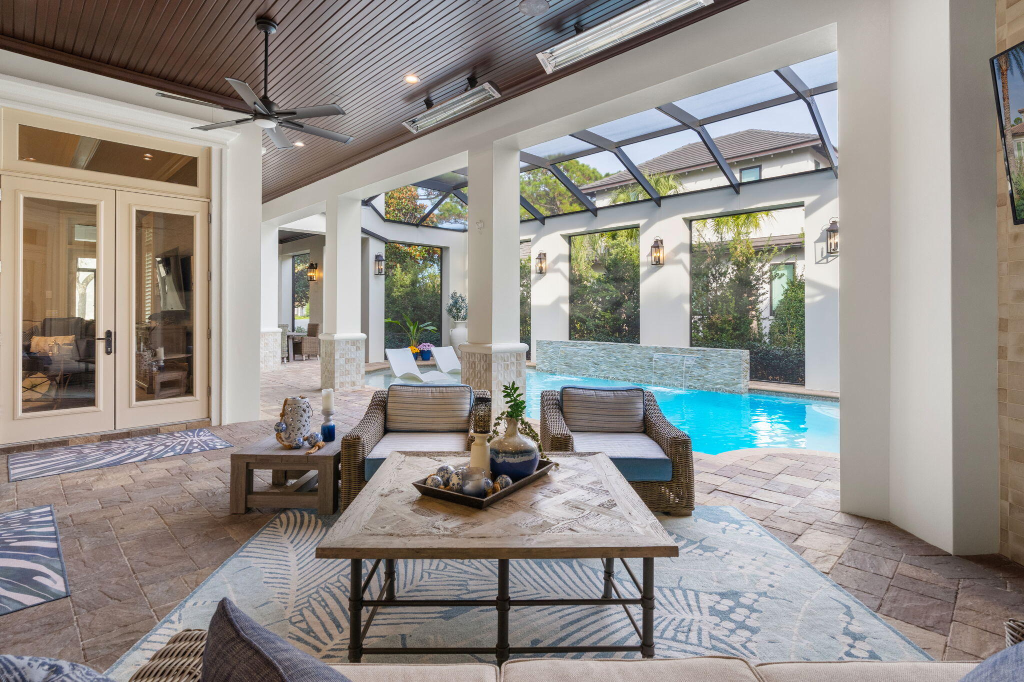 BURNT PINE - Residential