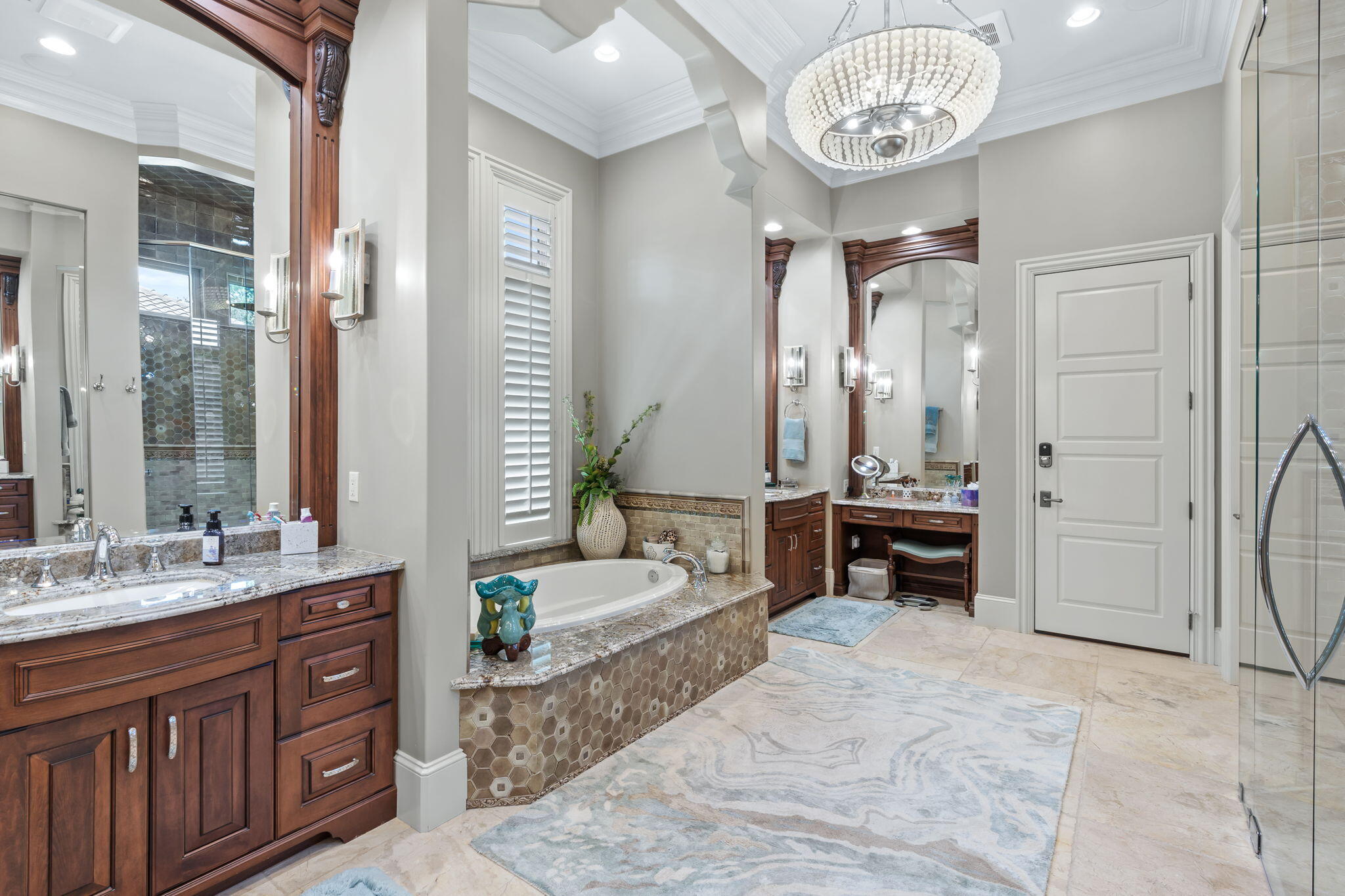 BURNT PINE - Residential