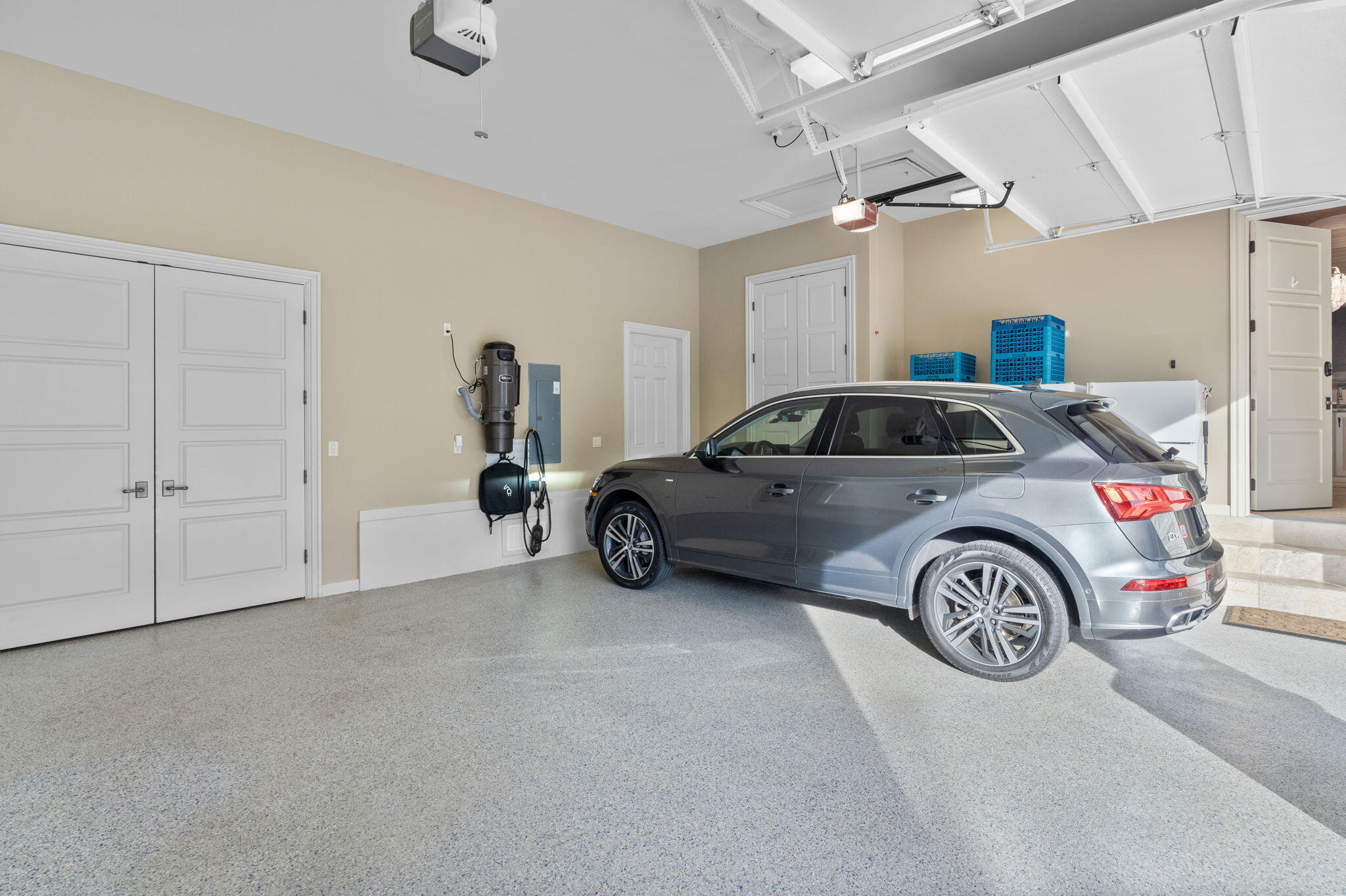 BURNT PINE - Residential