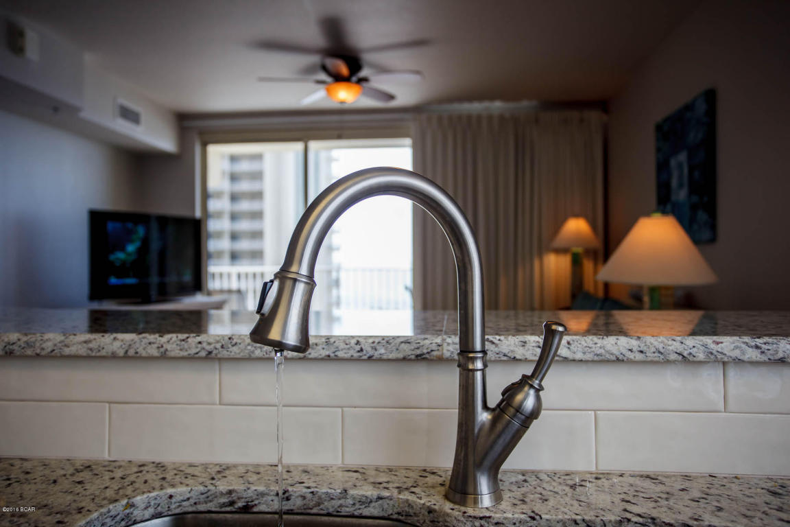 SHORES OF PANAMA - Residential