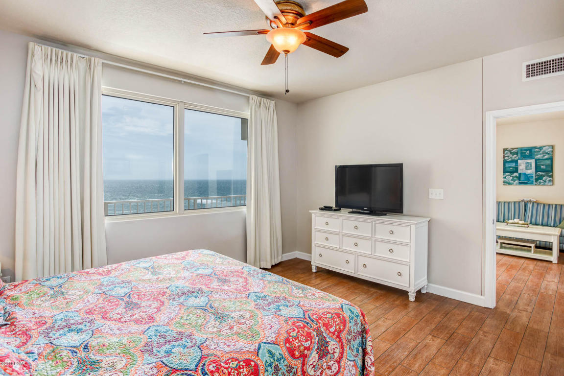 SHORES OF PANAMA - Residential