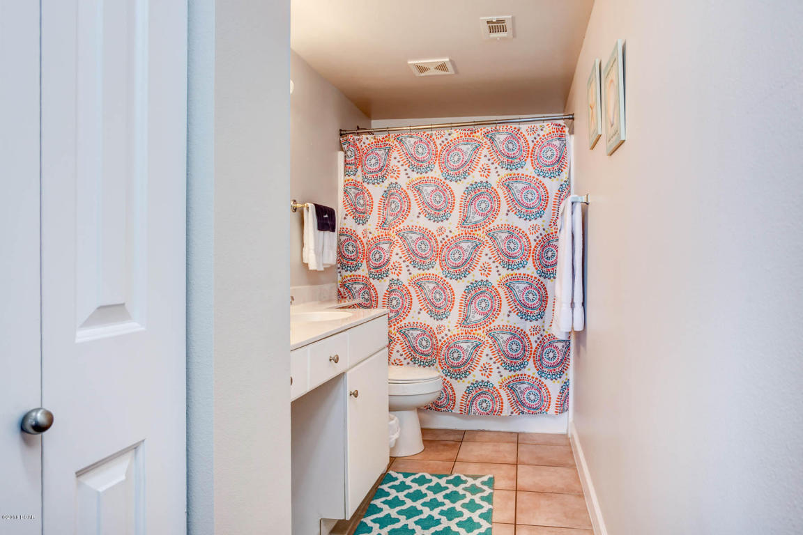 SHORES OF PANAMA - Residential