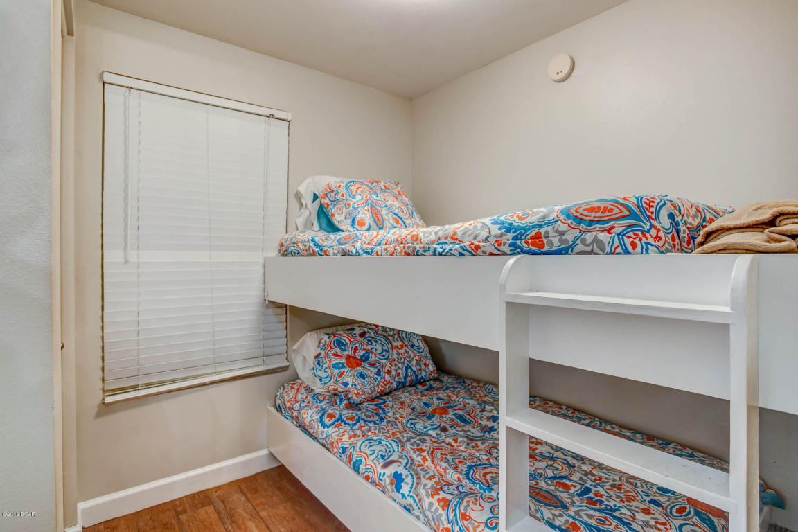 SHORES OF PANAMA - Residential