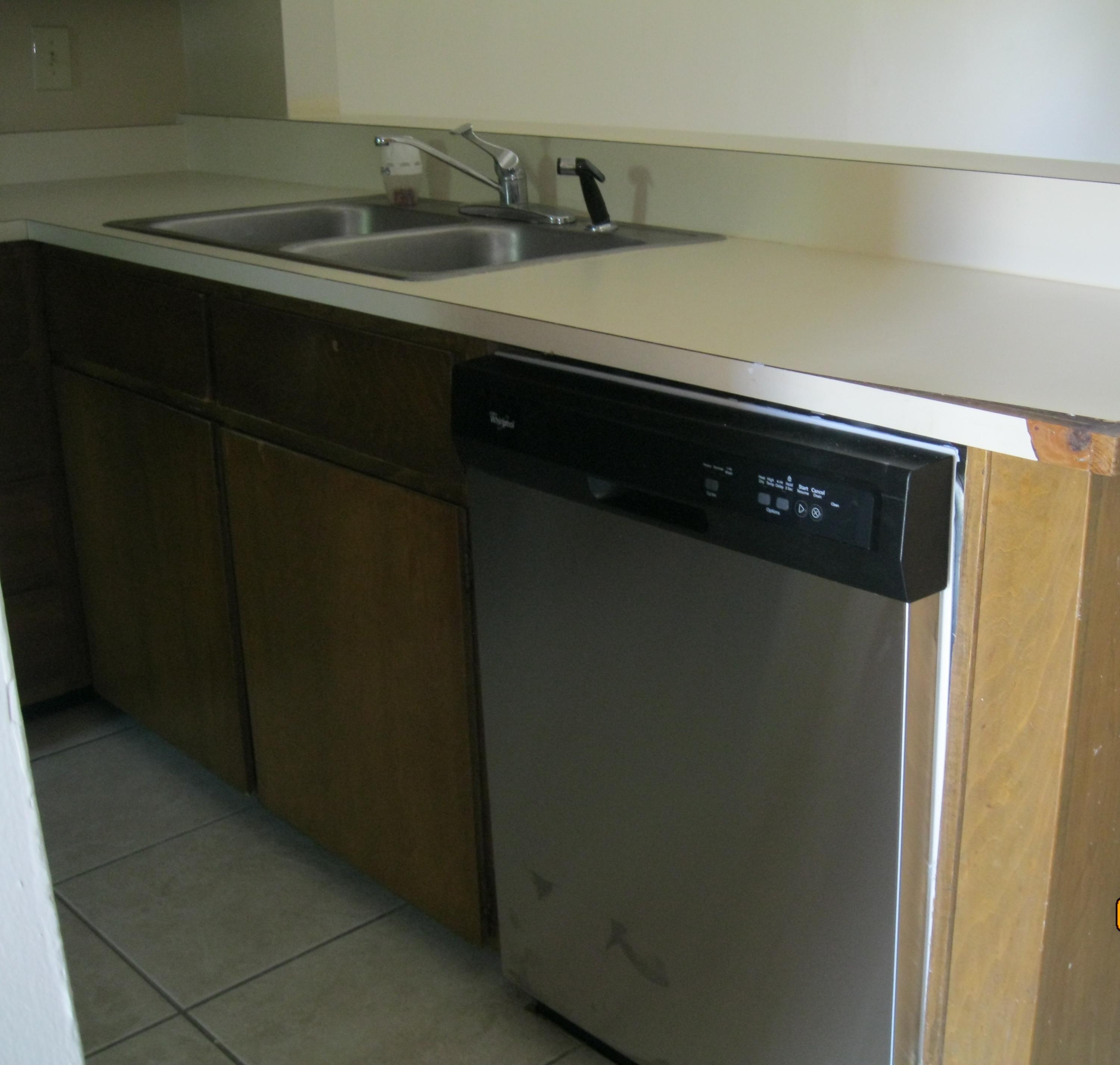 MONTAGE MANOR - Residential