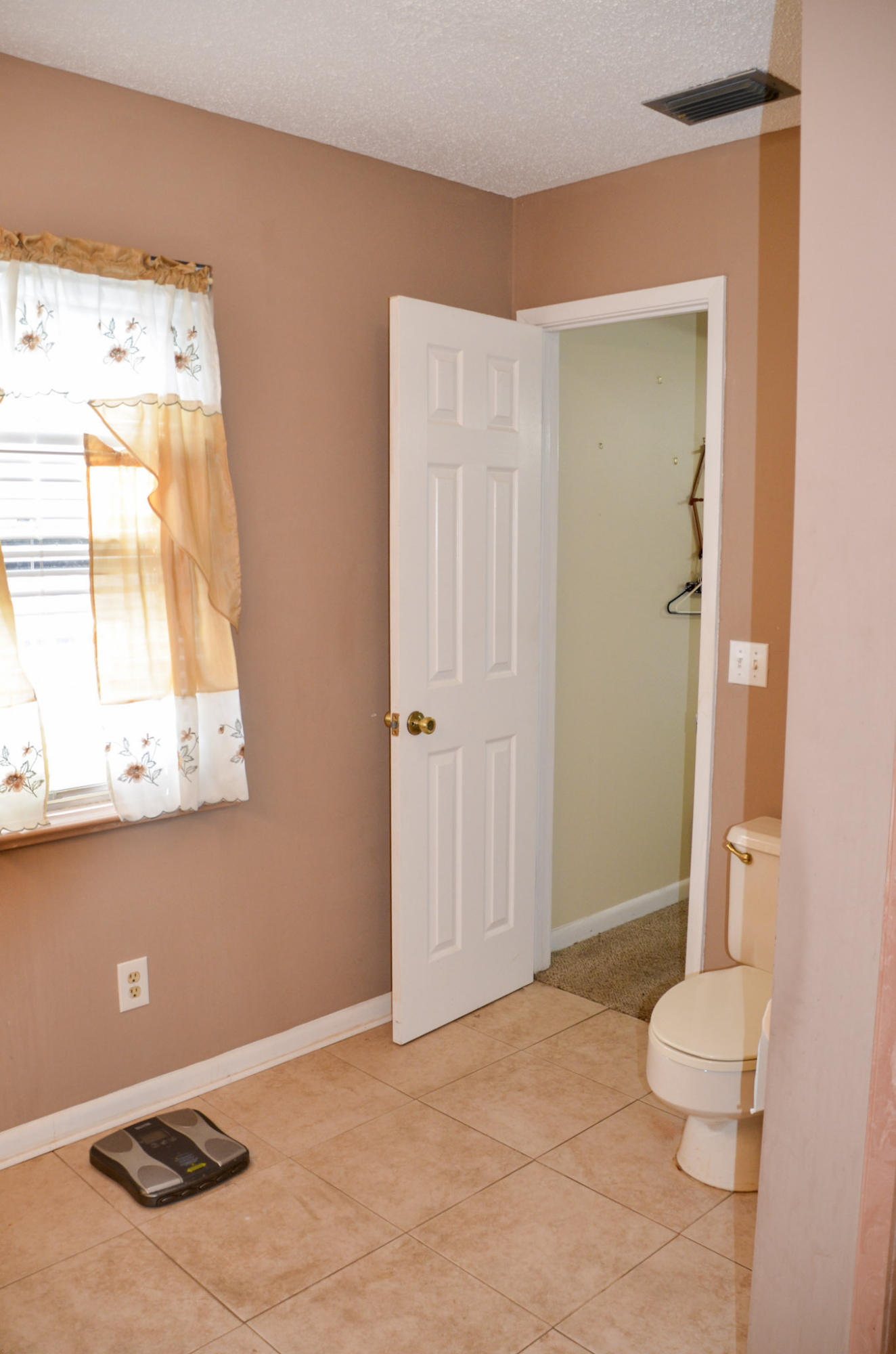 EASTWOOD 1ST ADDN - Residential