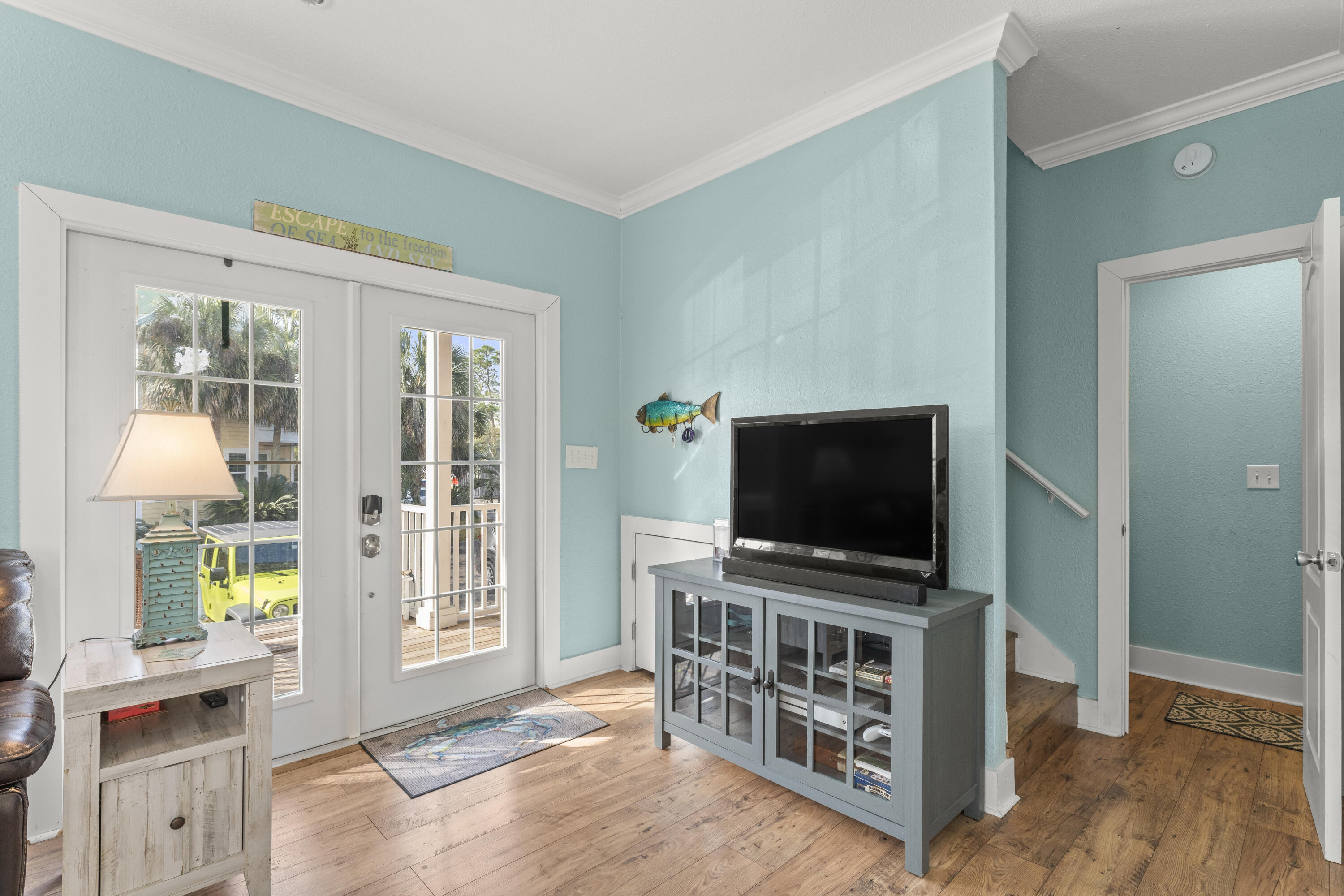 Purple Parrot Village Condo - Residential