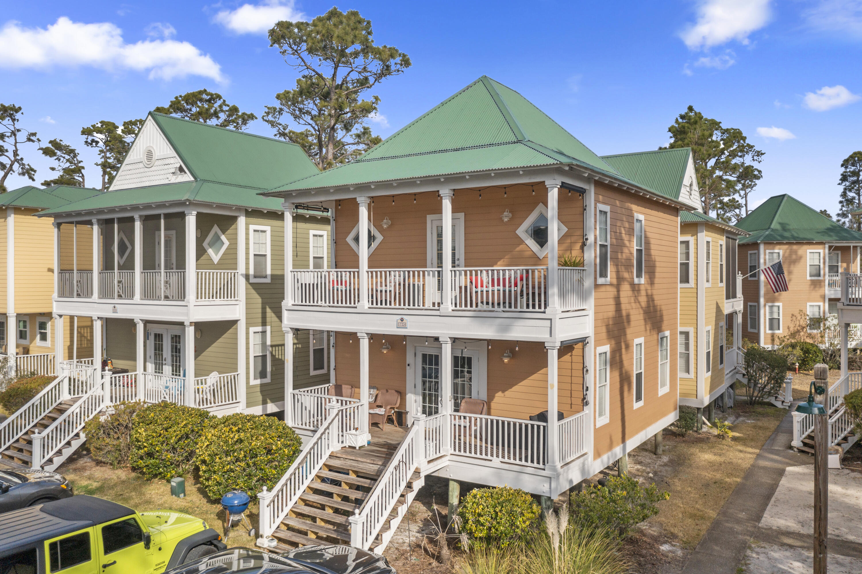 Purple Parrot Village Condo - Residential