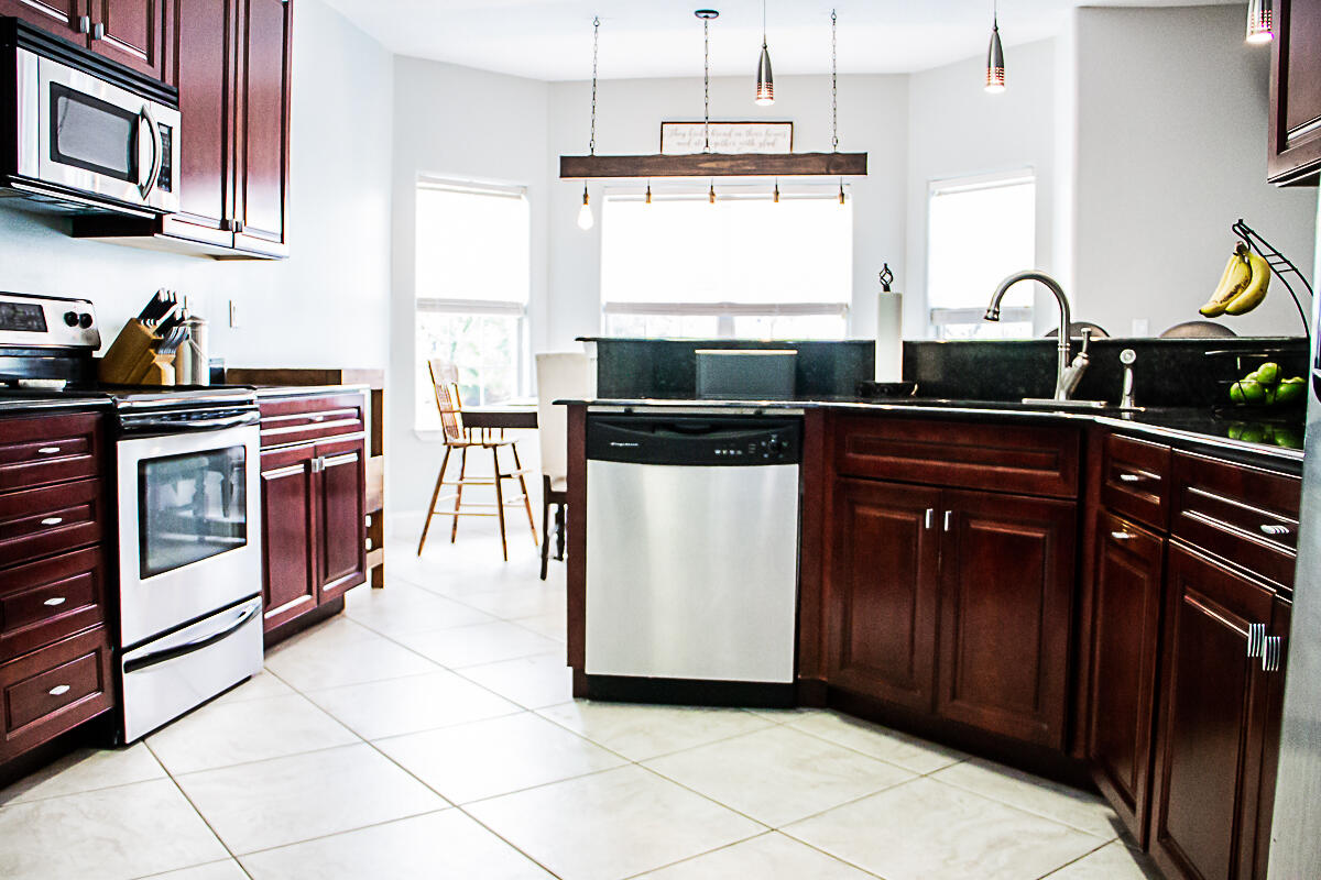 OAKLAND ADDN - Residential Lease