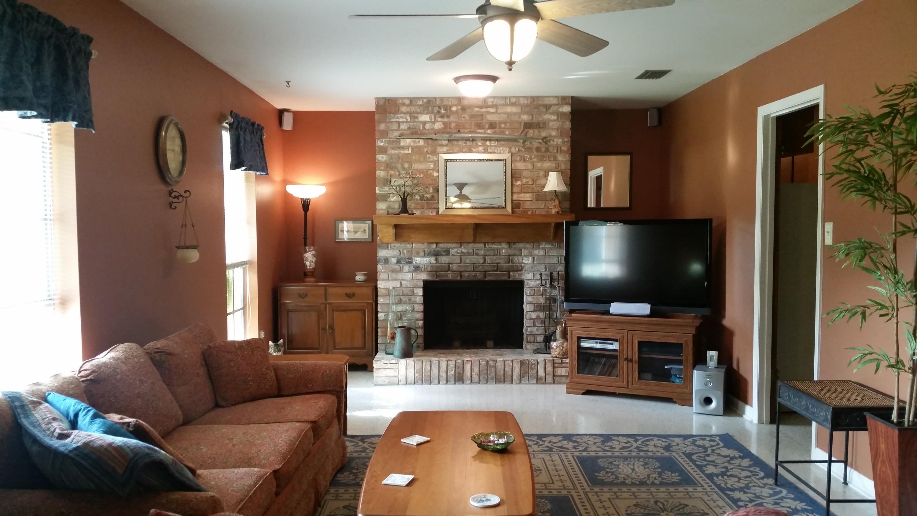 LONGWOOD S/D 1ST ADDN - Residential