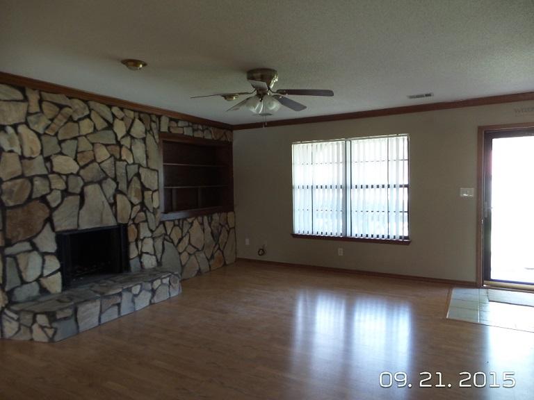 PINEDALE 2ND ADDN - Residential Lease