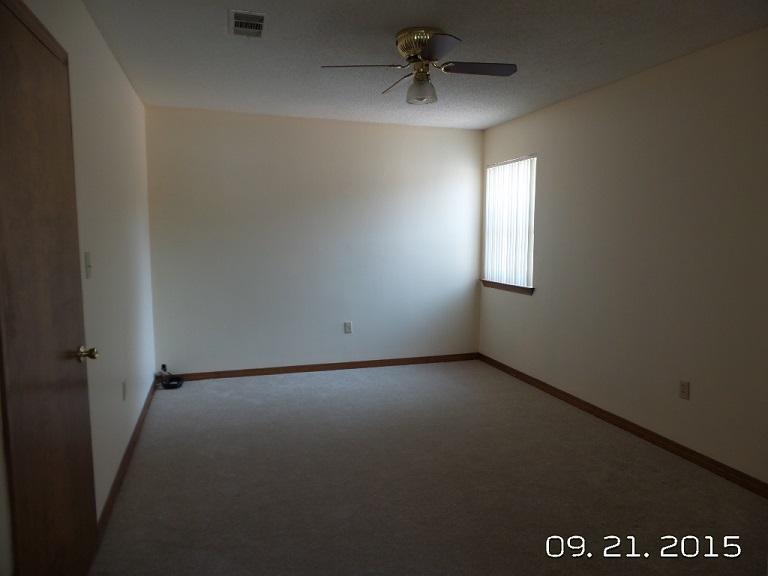 PINEDALE 2ND ADDN - Residential Lease