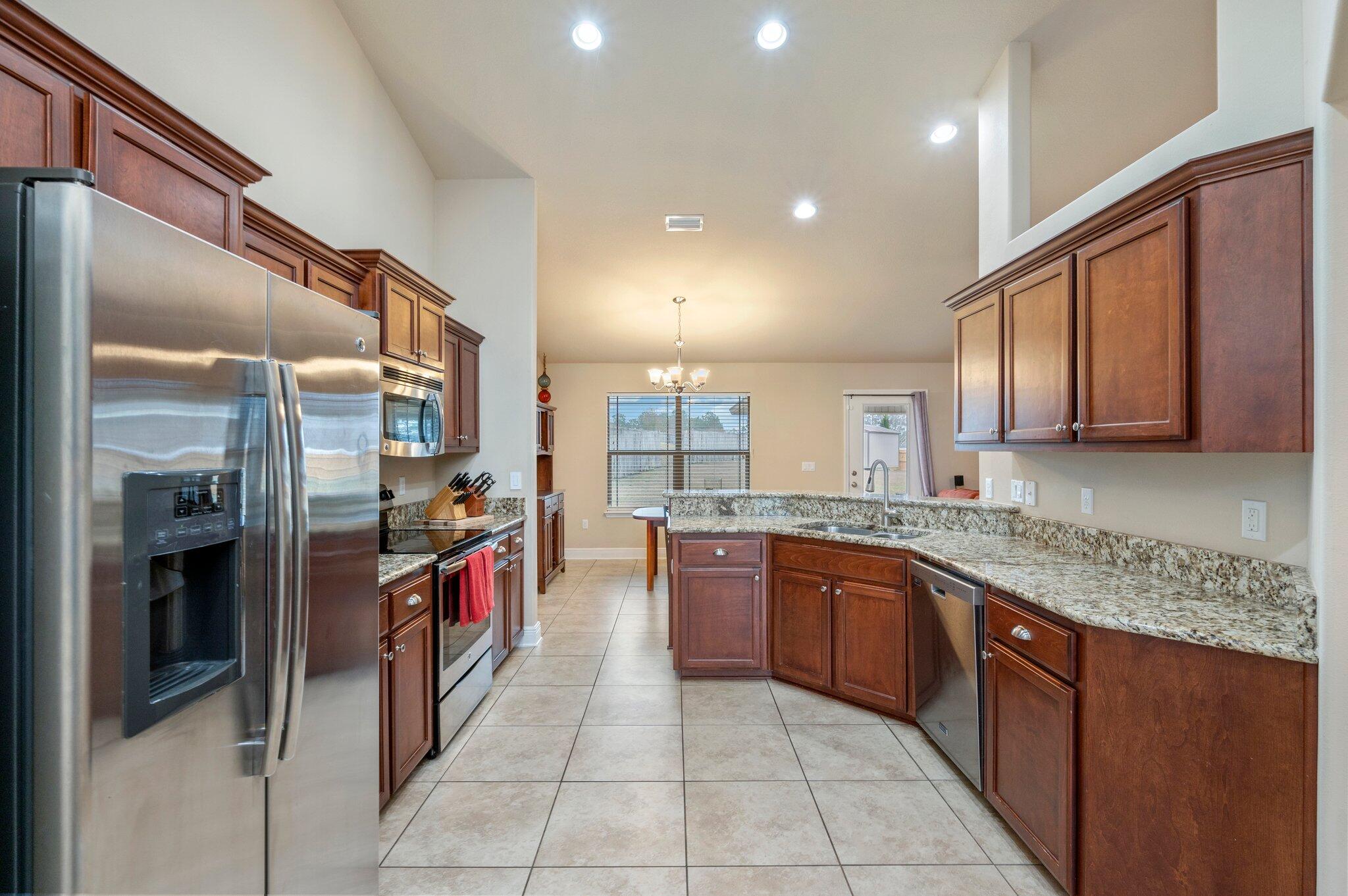 ALICIA PLACE - Residential