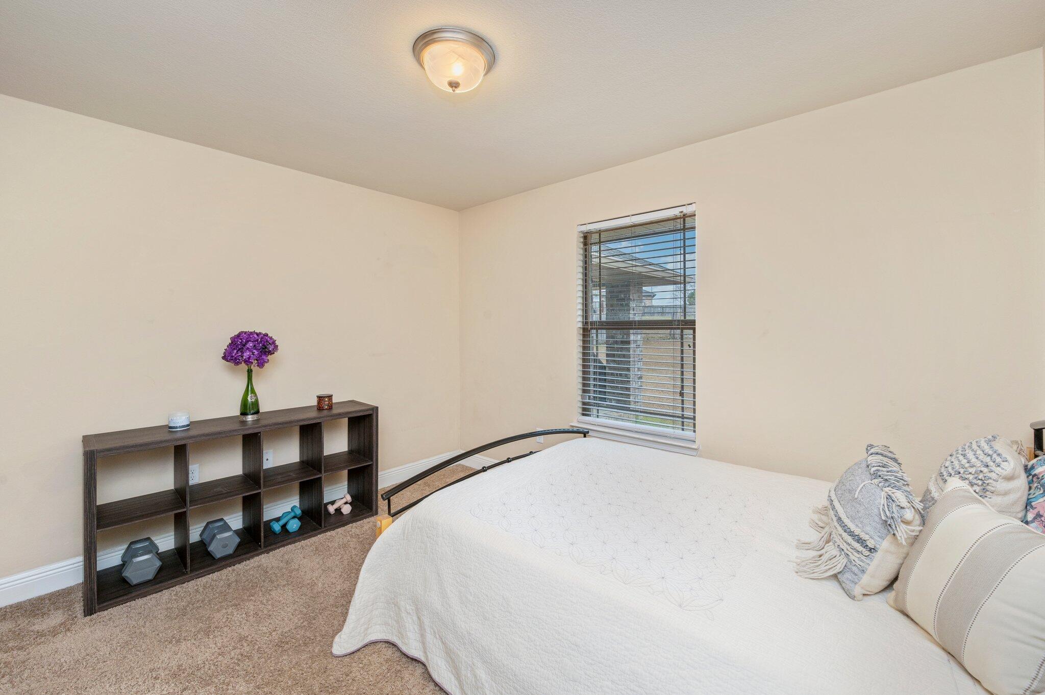 ALICIA PLACE - Residential