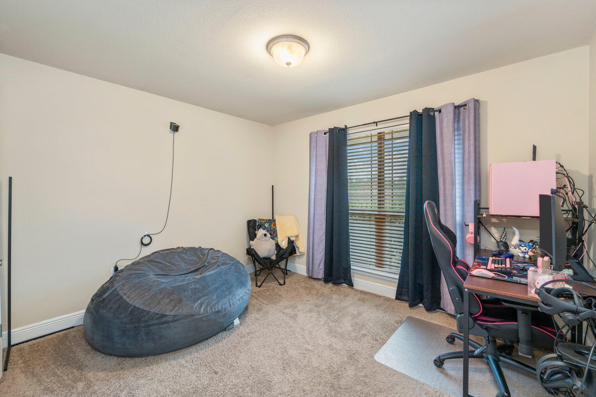 ALICIA PLACE - Residential