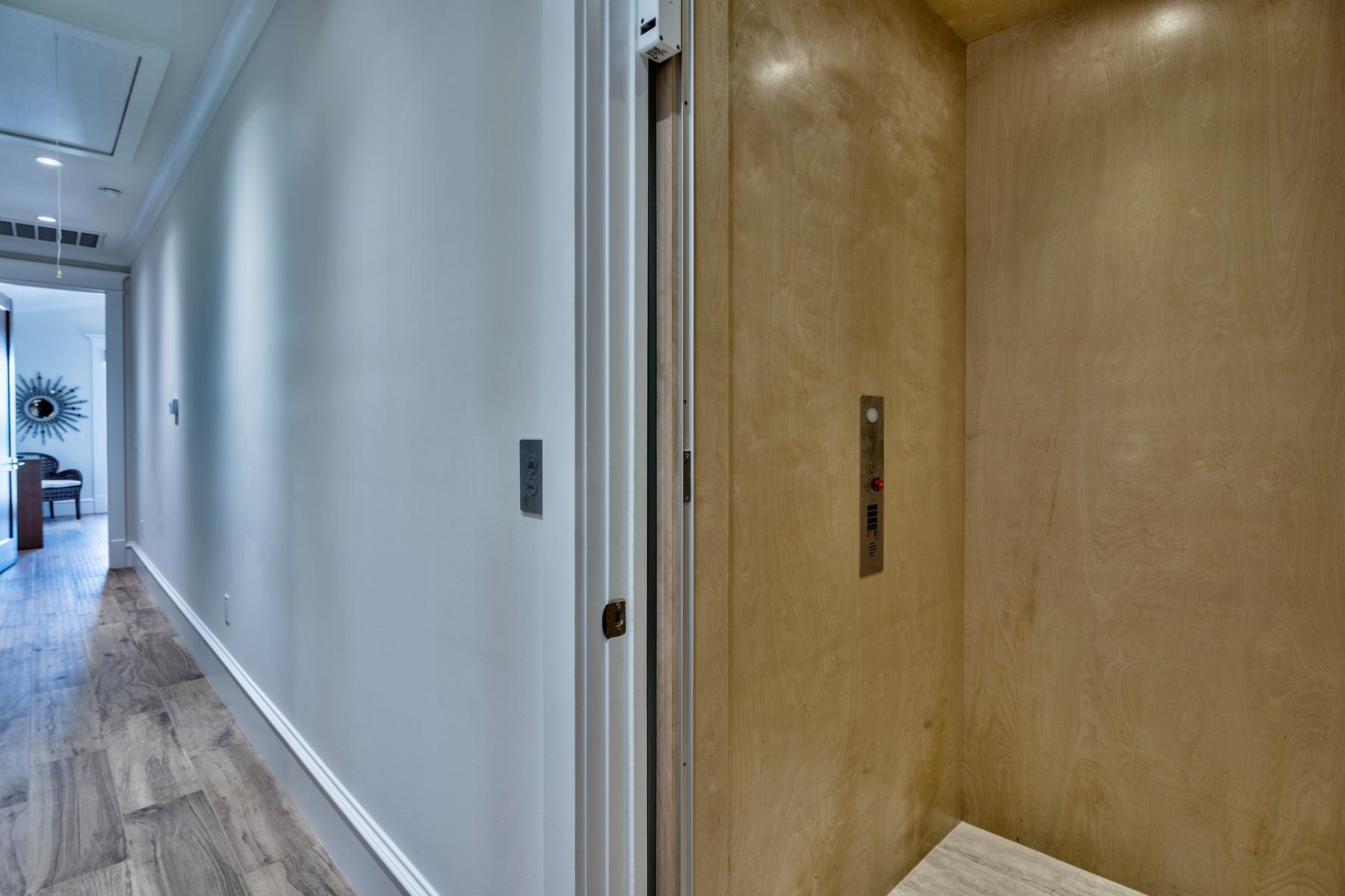 CRYSTAL BEACH - Residential