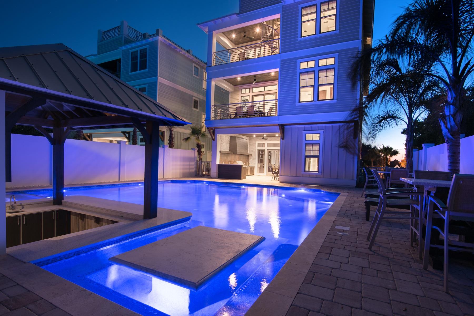 CRYSTAL BEACH - Residential