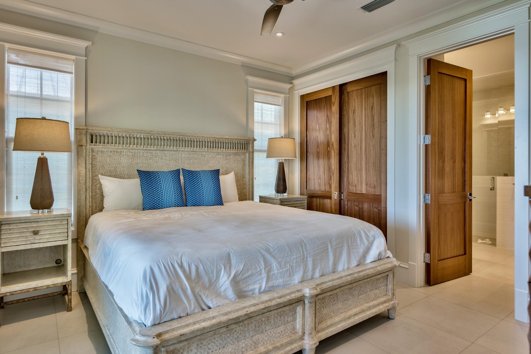 CRYSTAL BEACH - Residential
